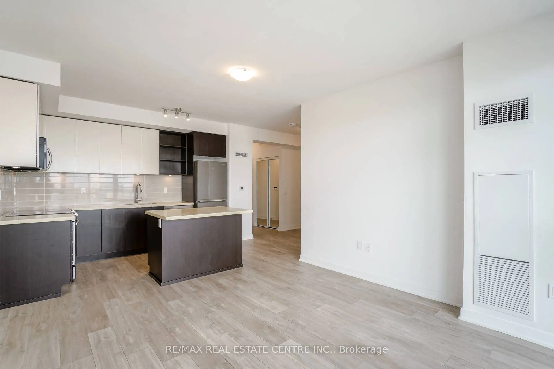 4677 Glen Erin Drive #802