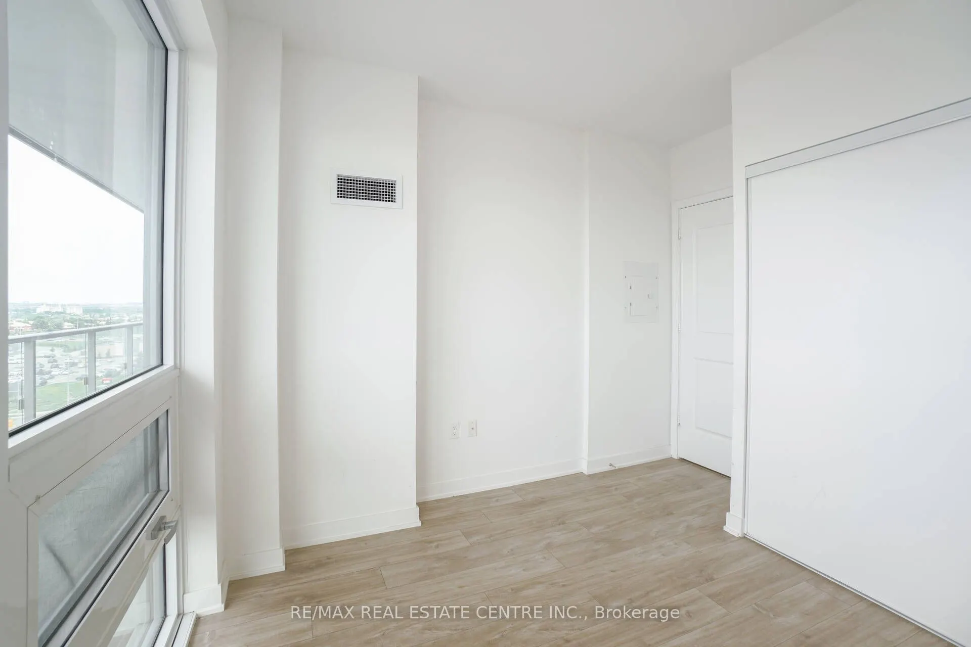 4677 Glen Erin Drive #802