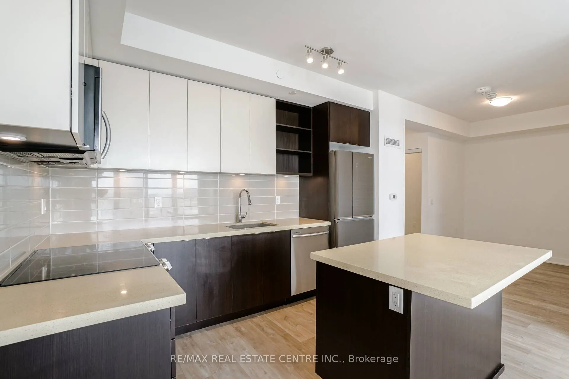 4677 Glen Erin Drive #802