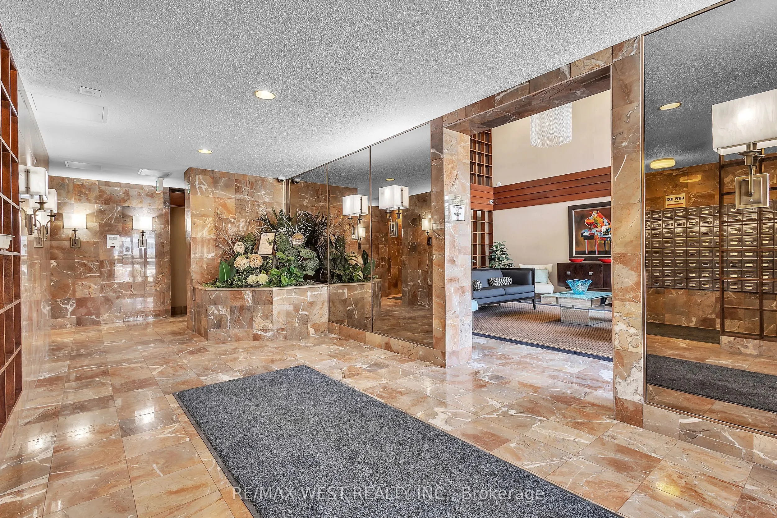 100 County Court Boulevard #1107