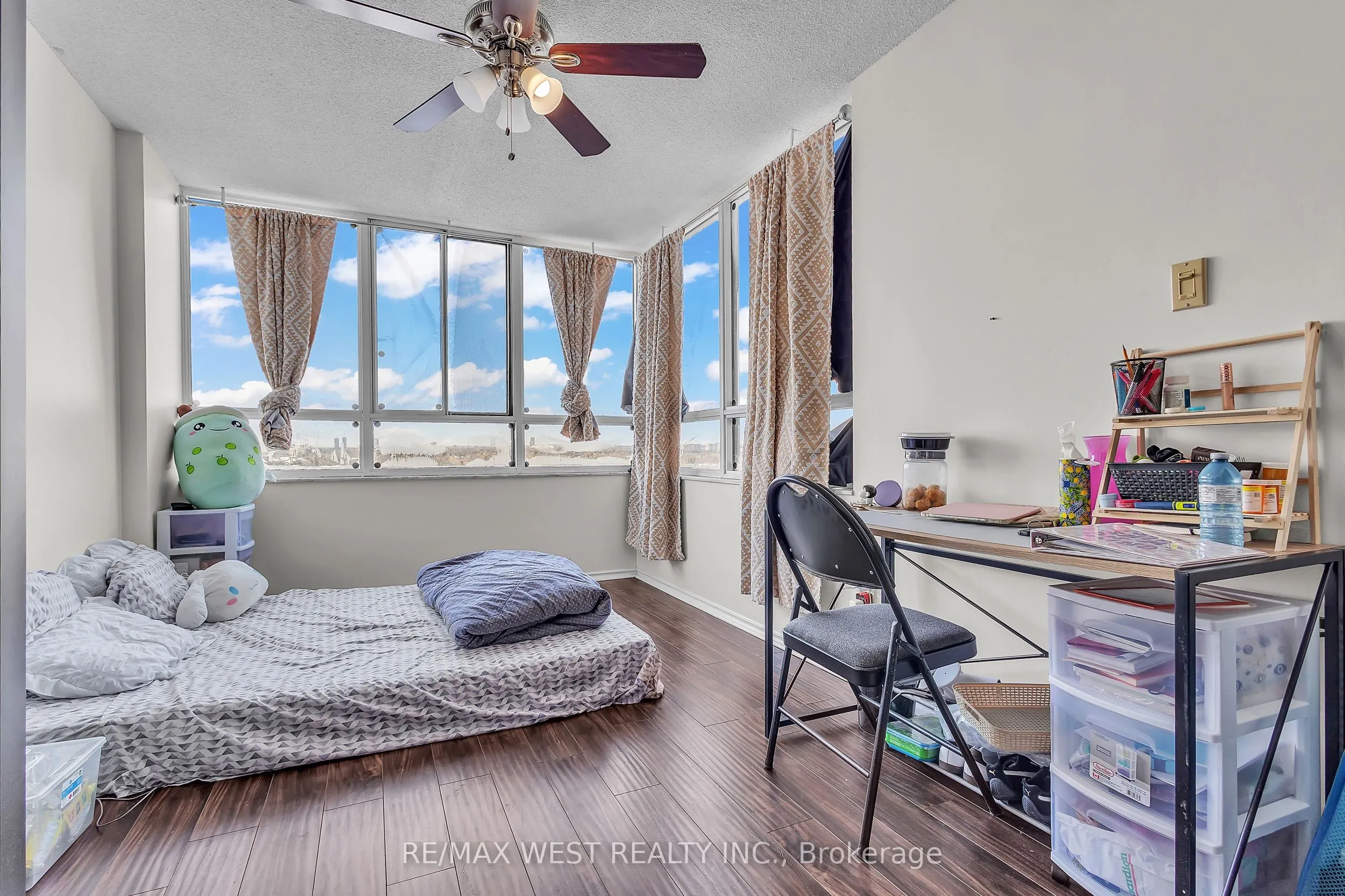 100 County Court Boulevard #1107