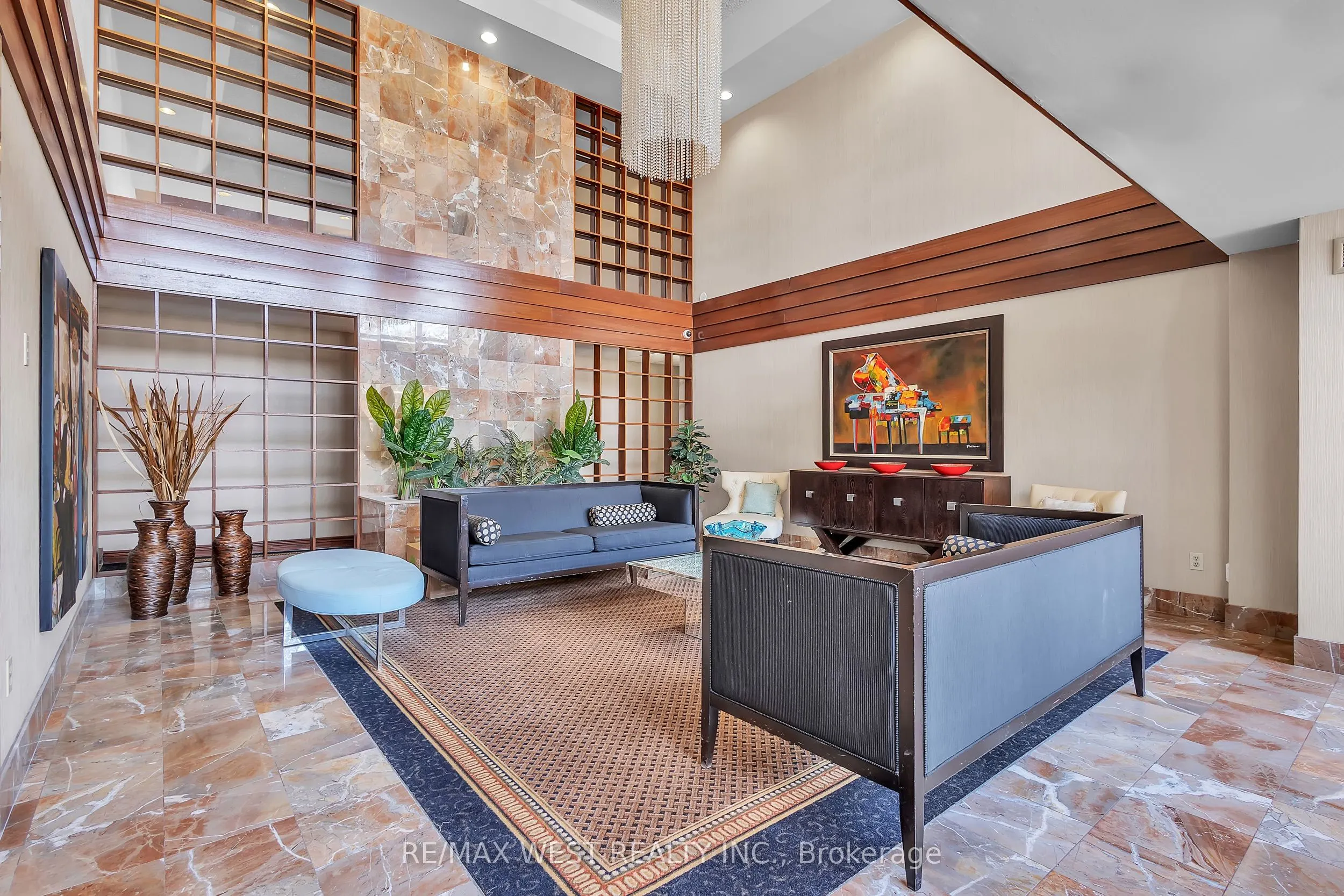 100 County Court Boulevard #1107