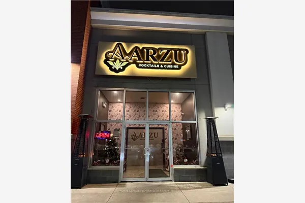 15 Gateway Boulevard #102