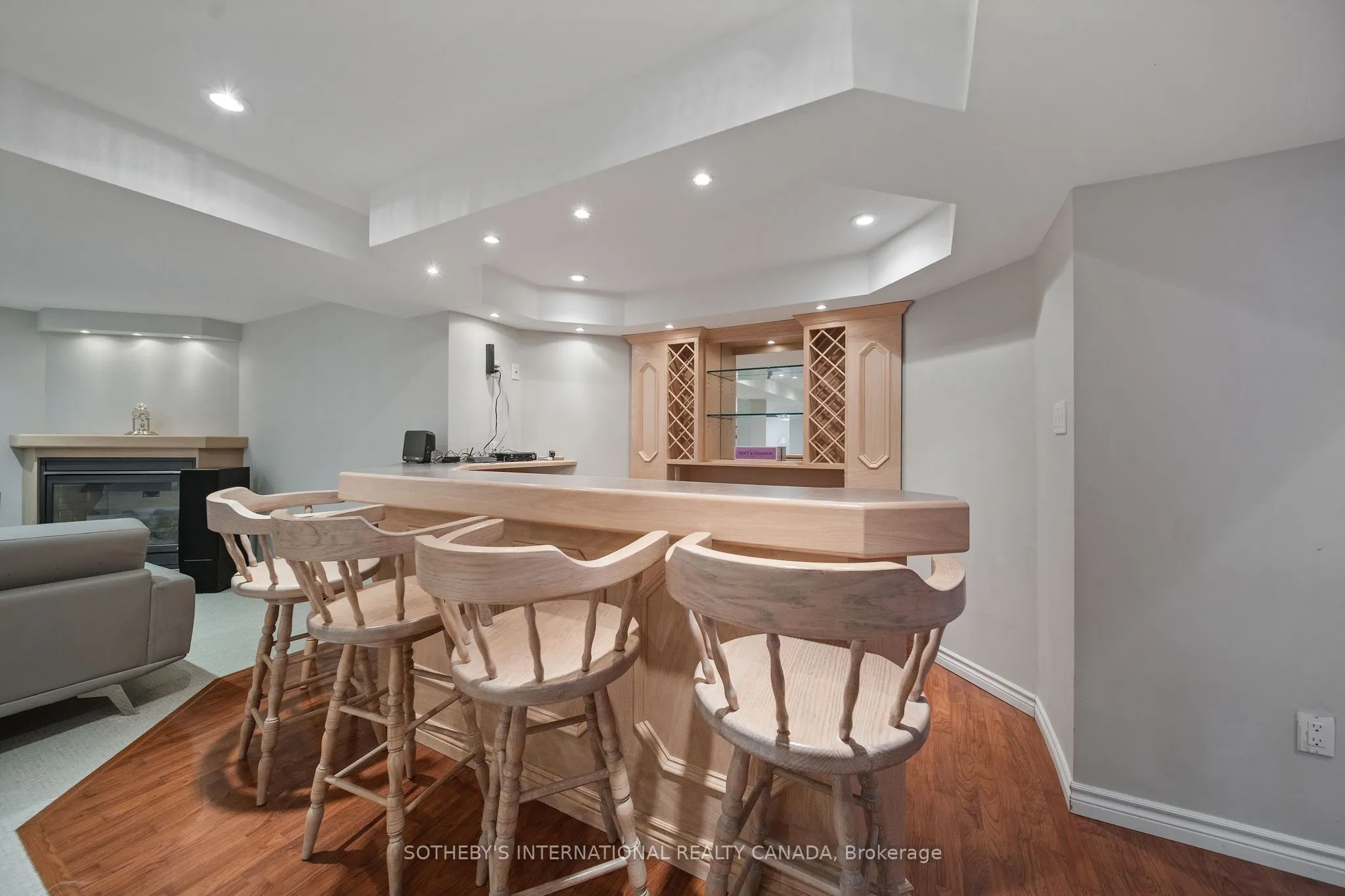 1939 Calgary Court