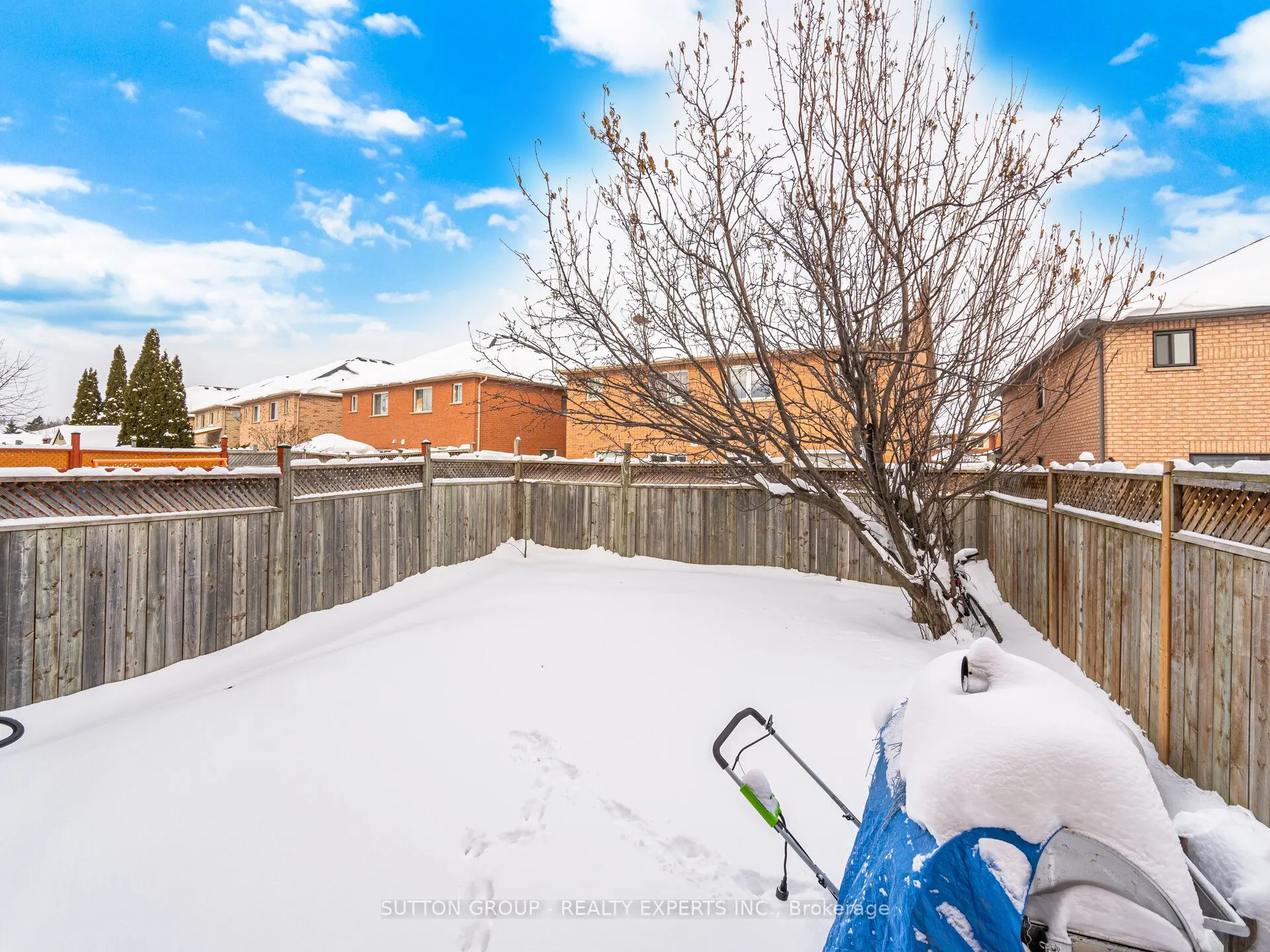 45 Ridgefield Court