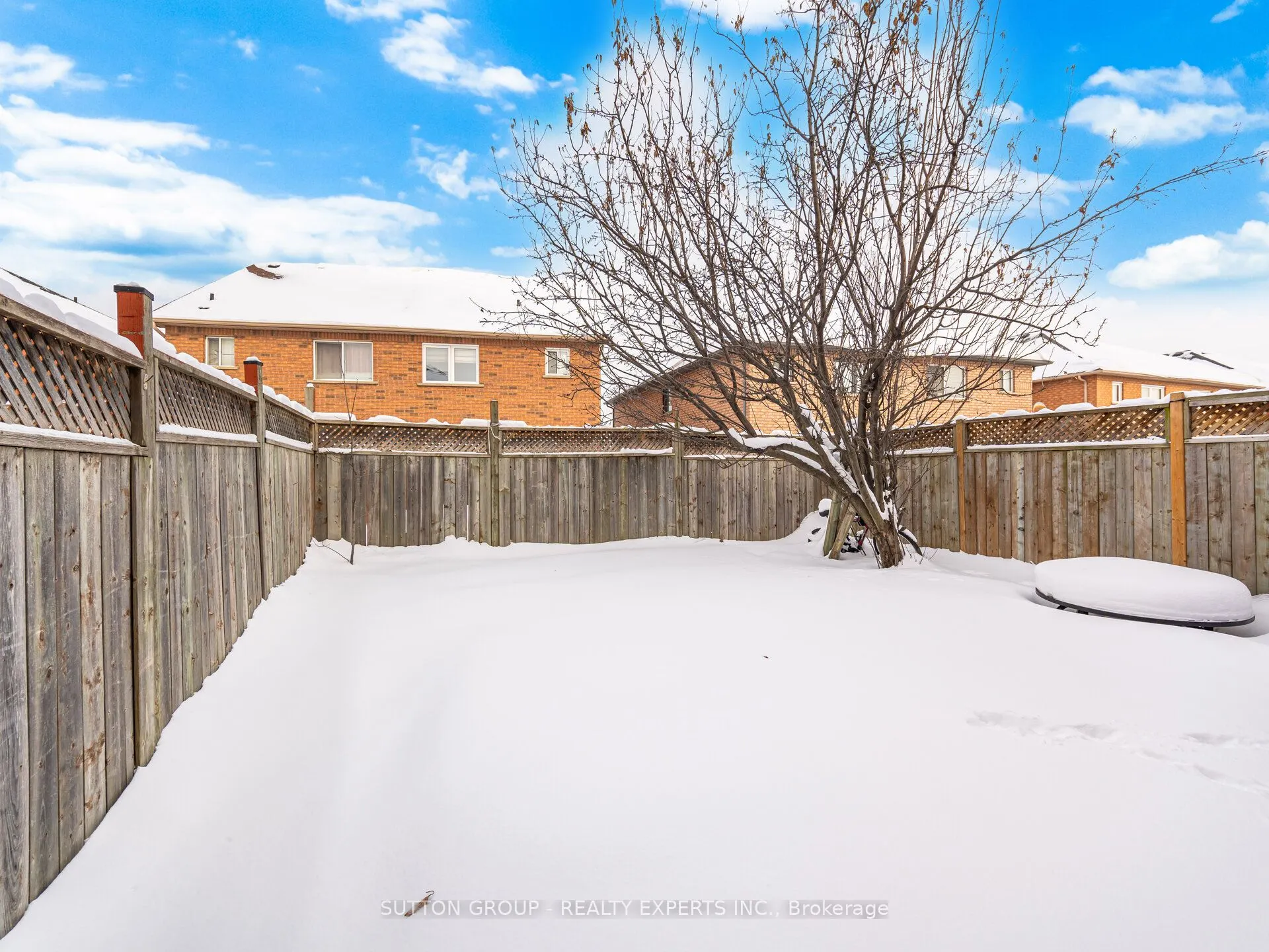 45 Ridgefield Court