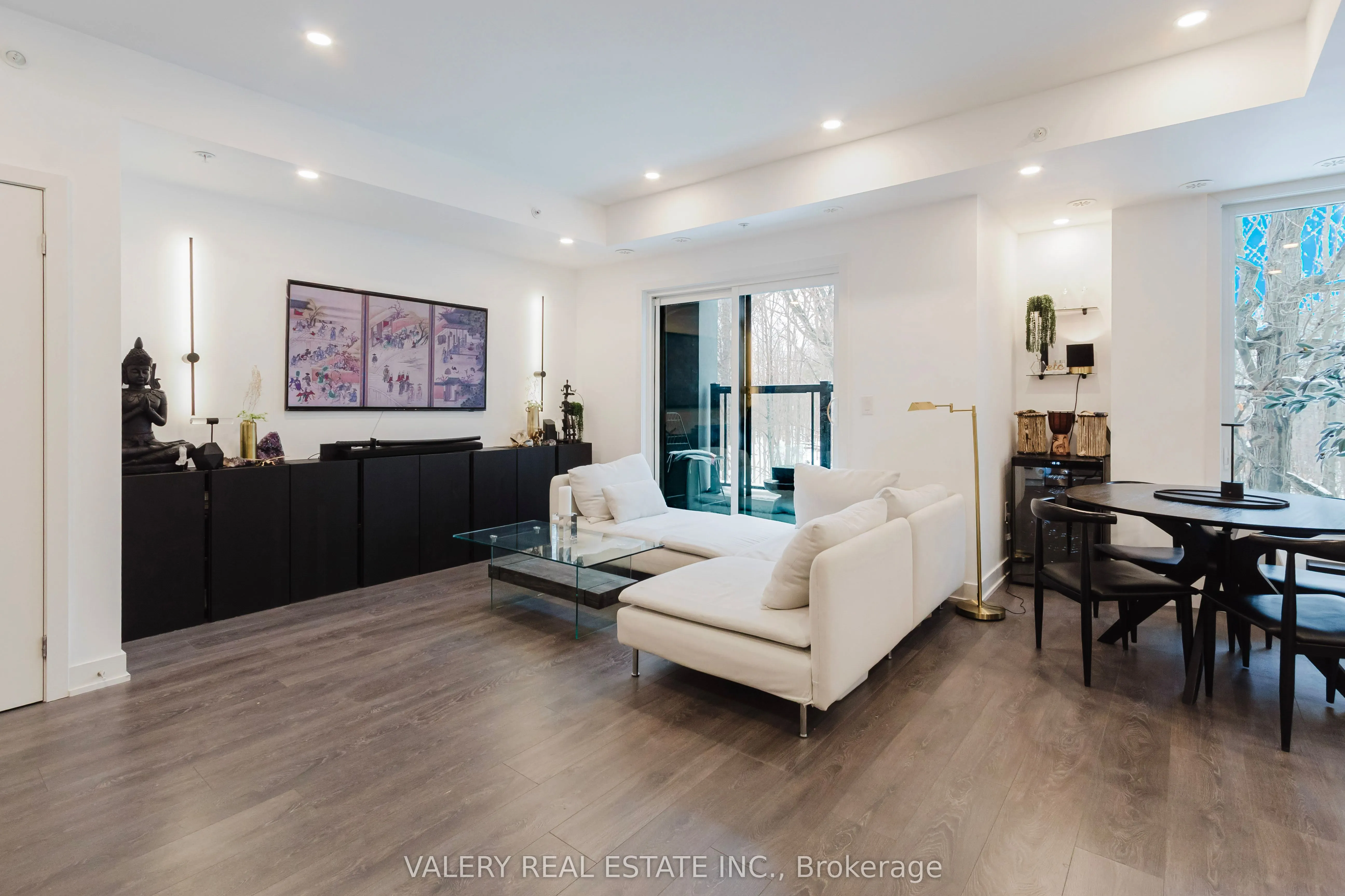 3492 Widdicombe Way #16
