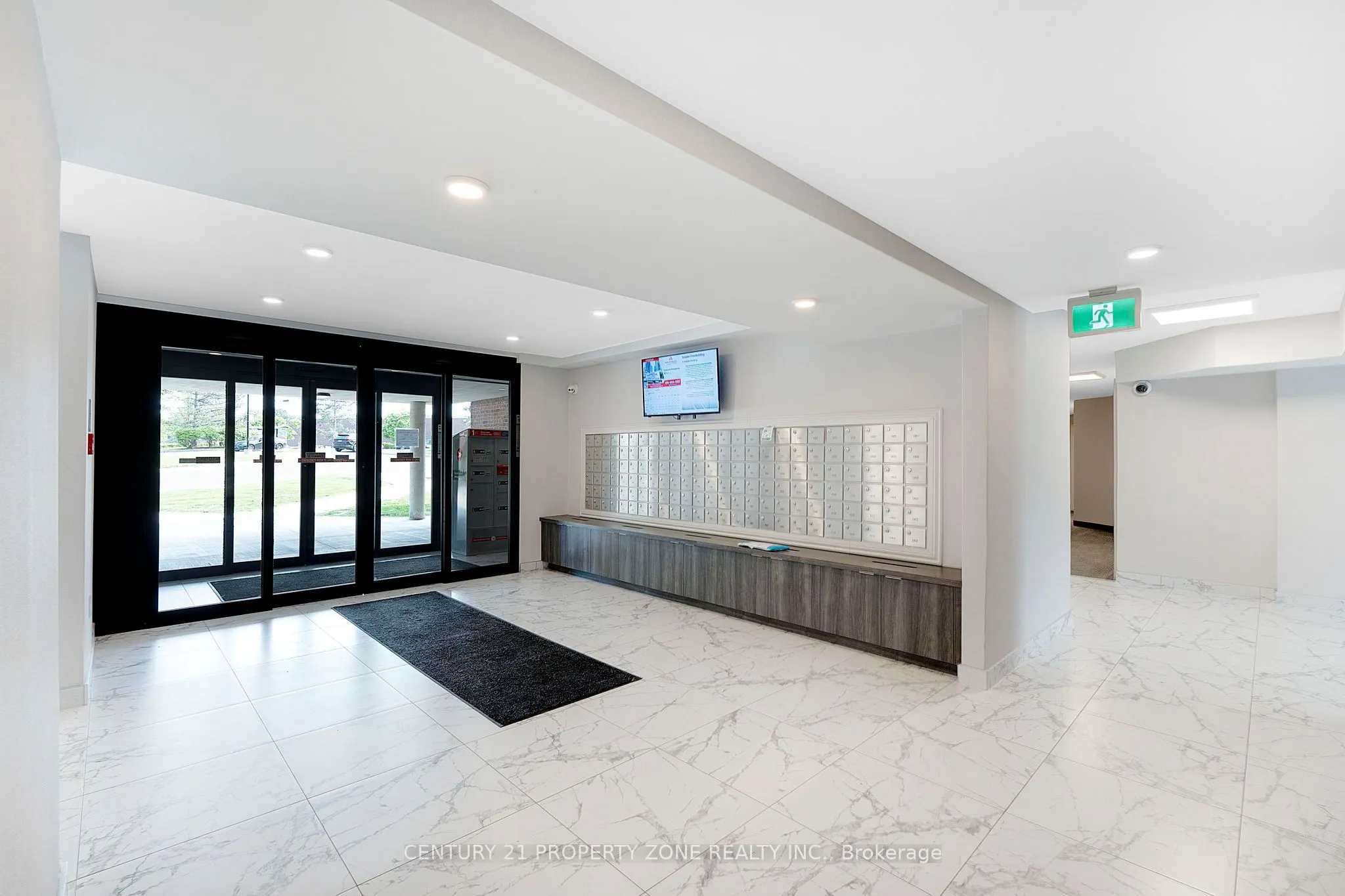 3501 Glen Erin Drive #905