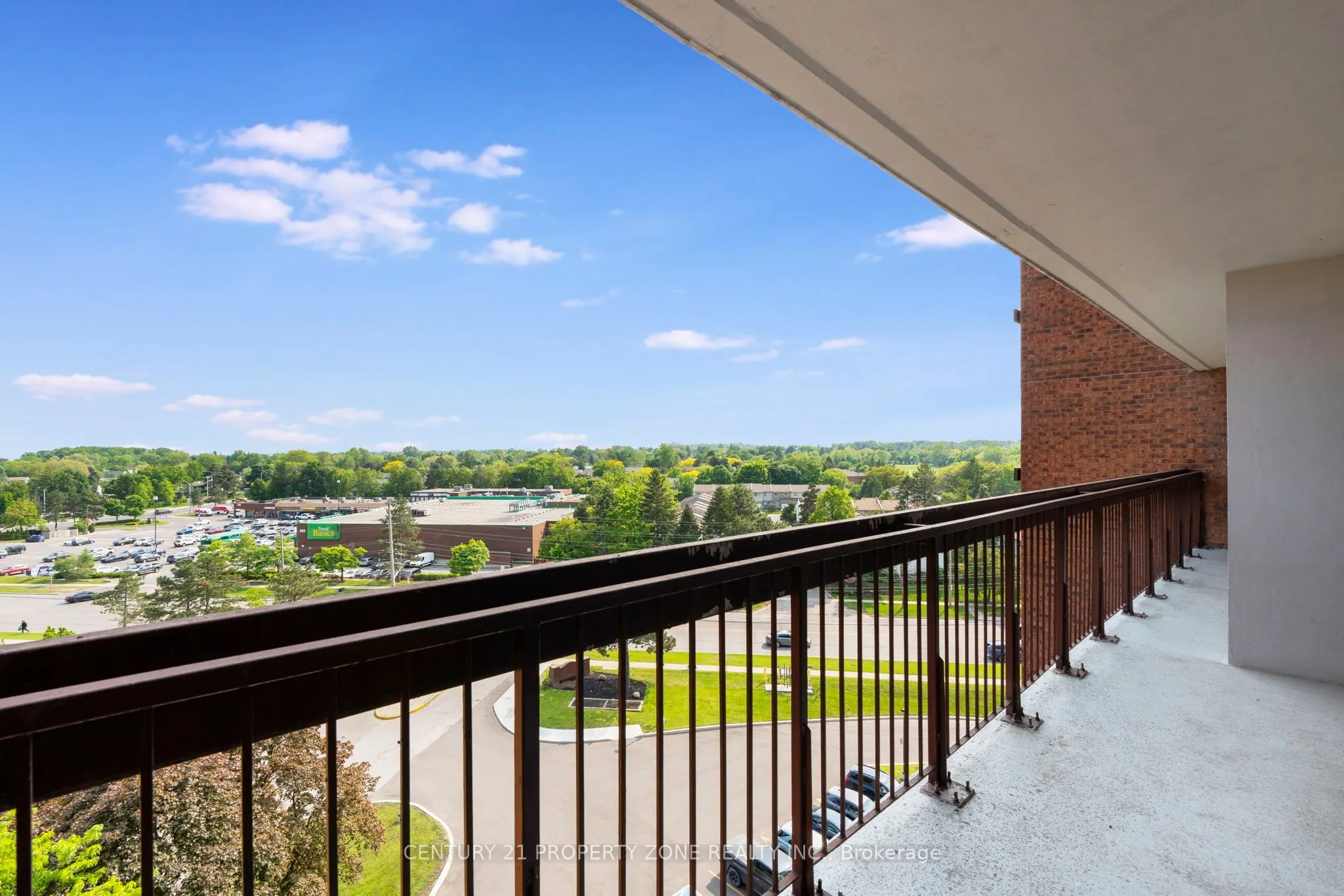 3501 Glen Erin Drive #905