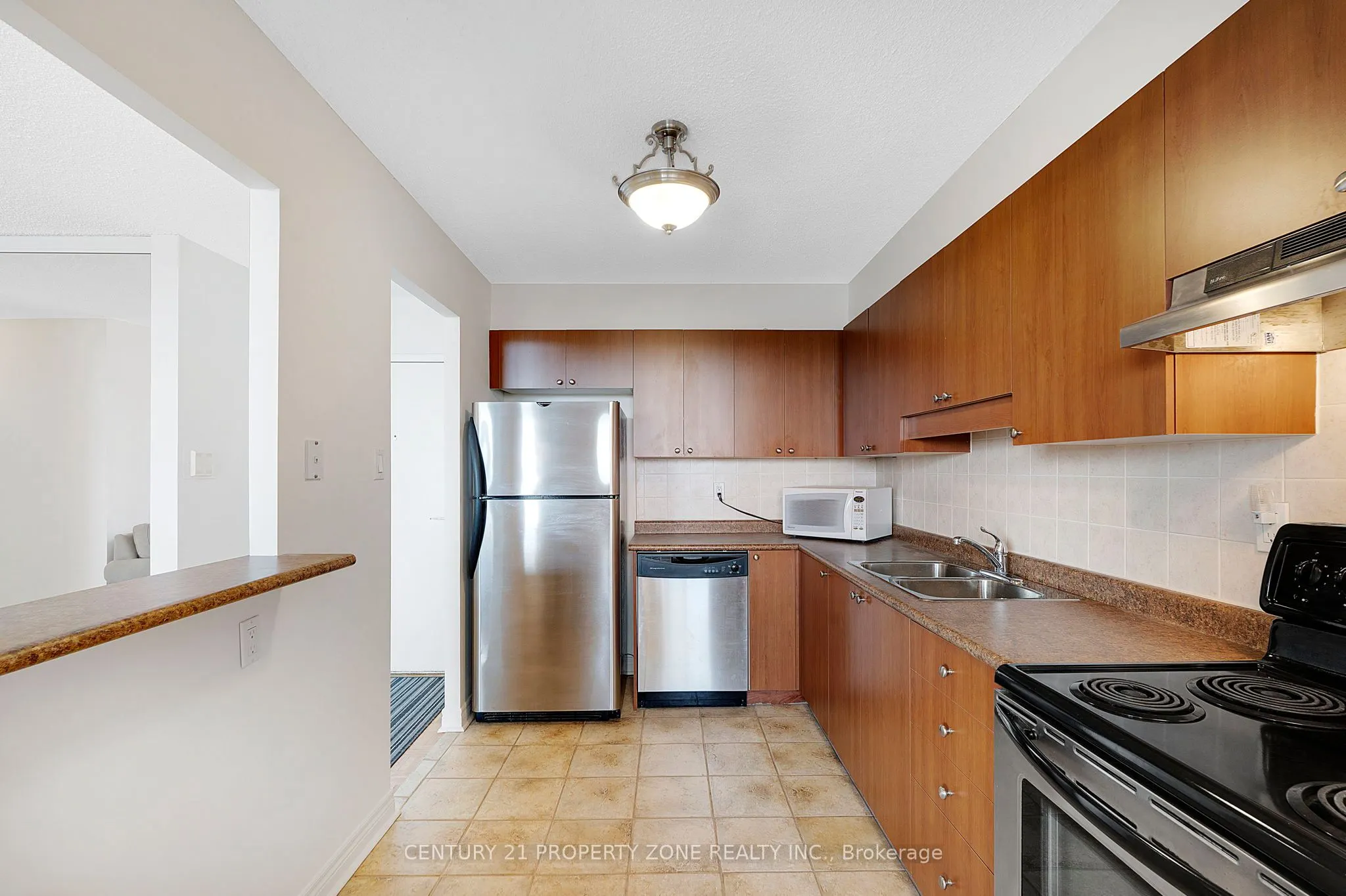 3501 Glen Erin Drive #905