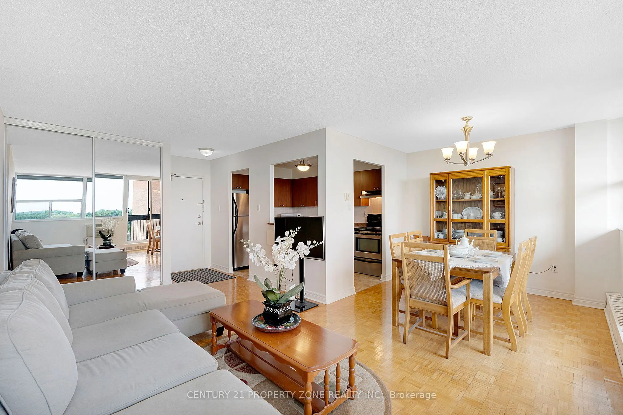 3501 Glen Erin Drive #905