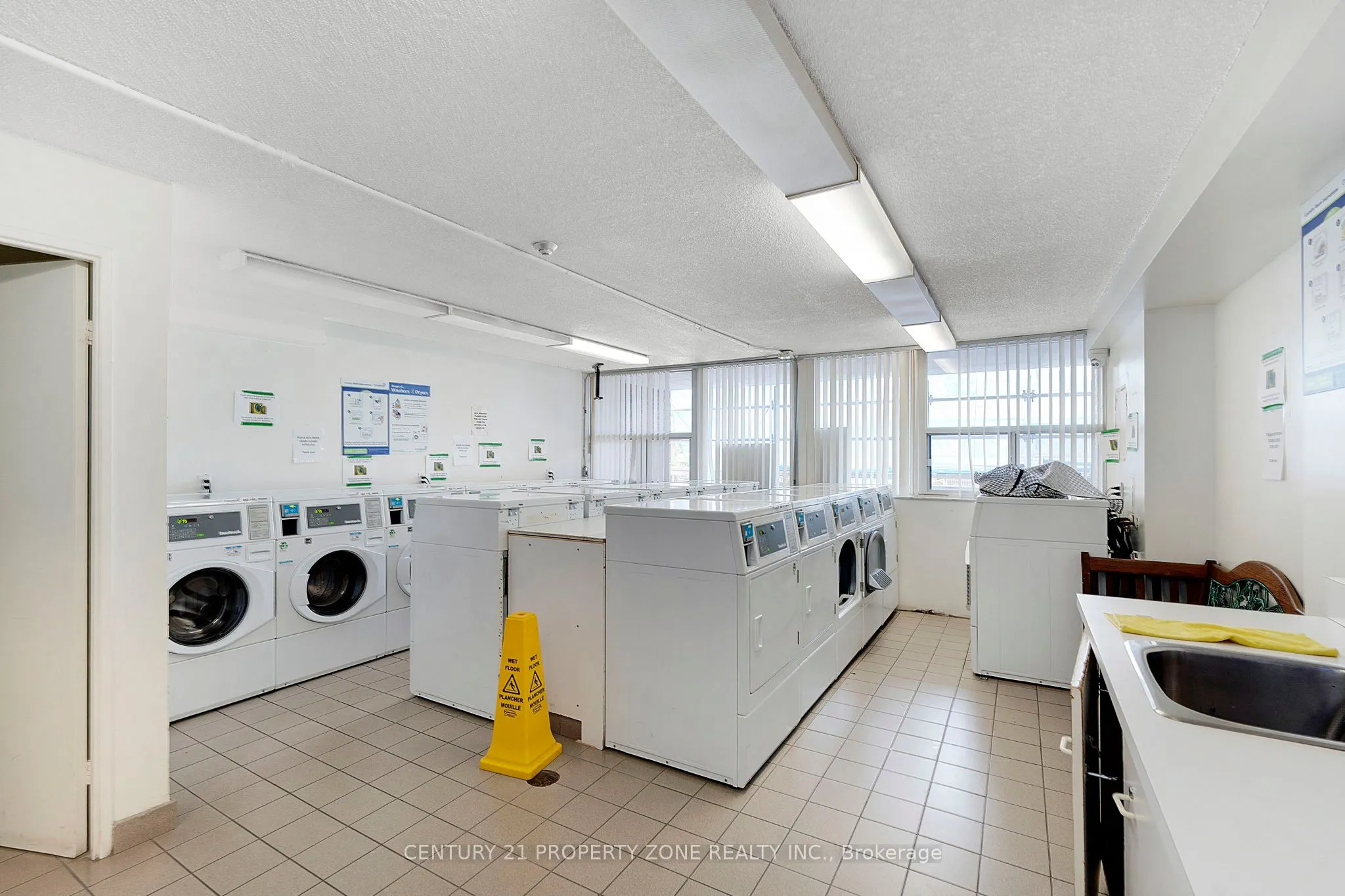 3501 Glen Erin Drive #905