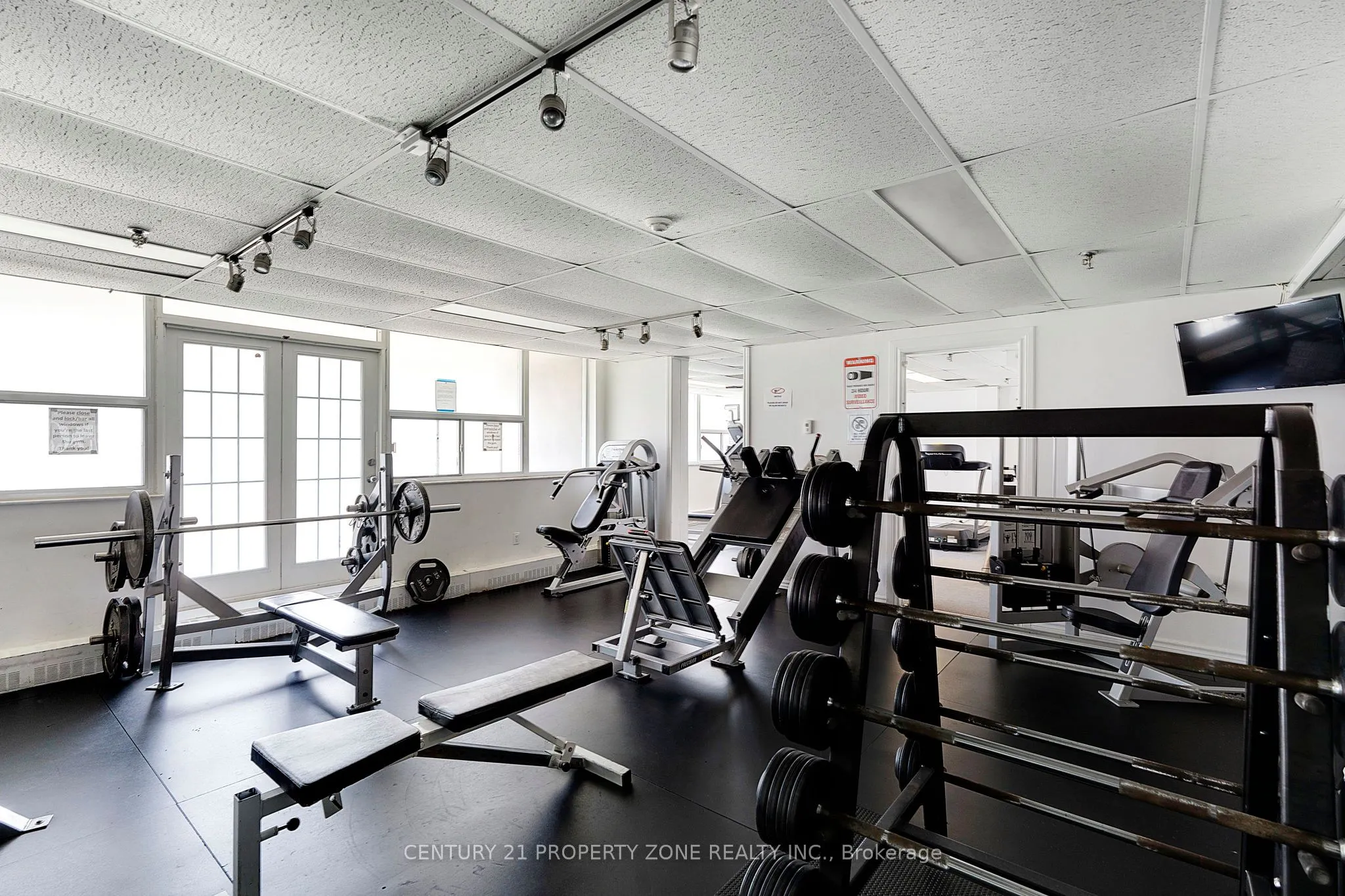 3501 Glen Erin Drive #905