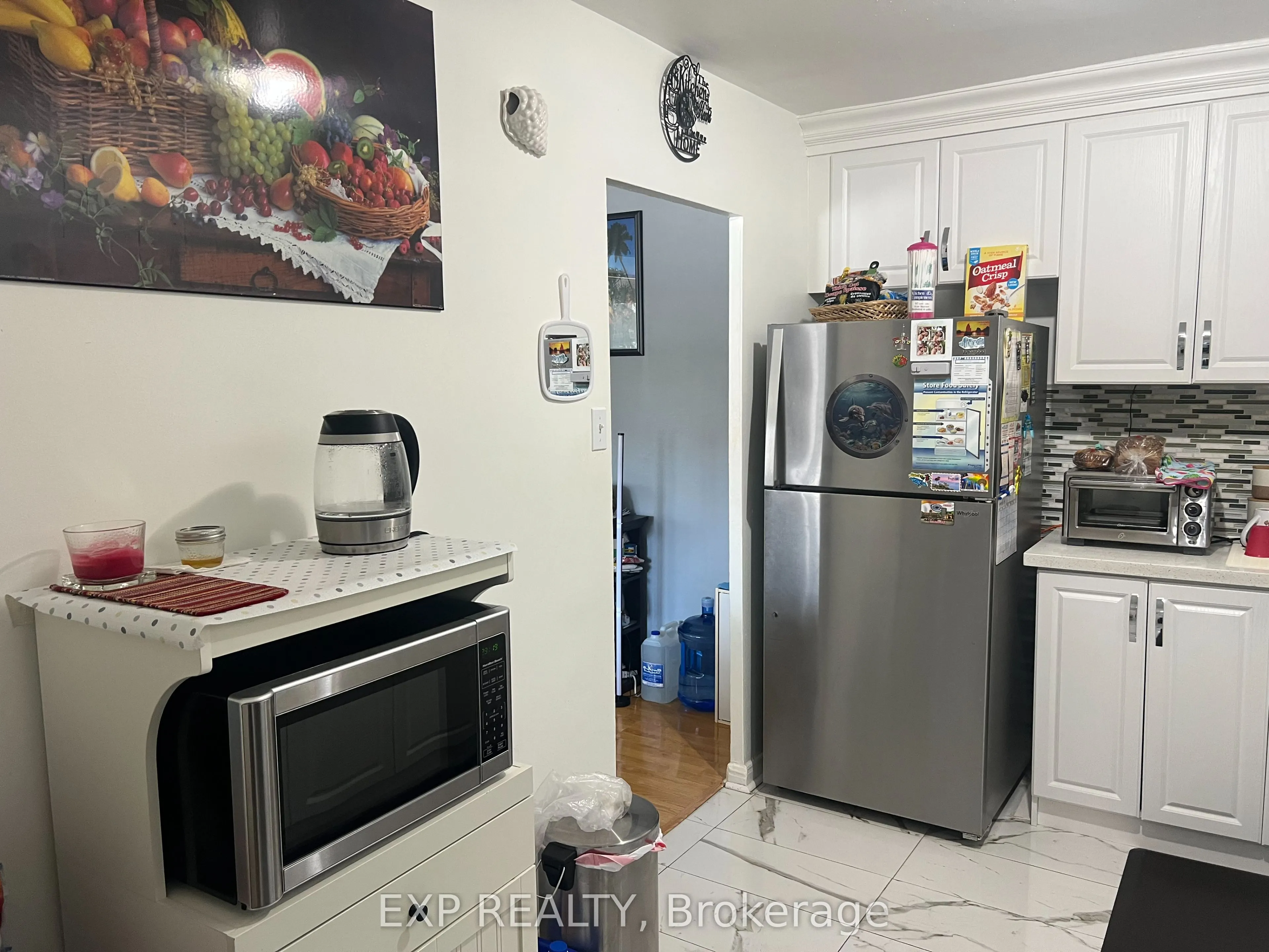 1660 Bloor Street #208