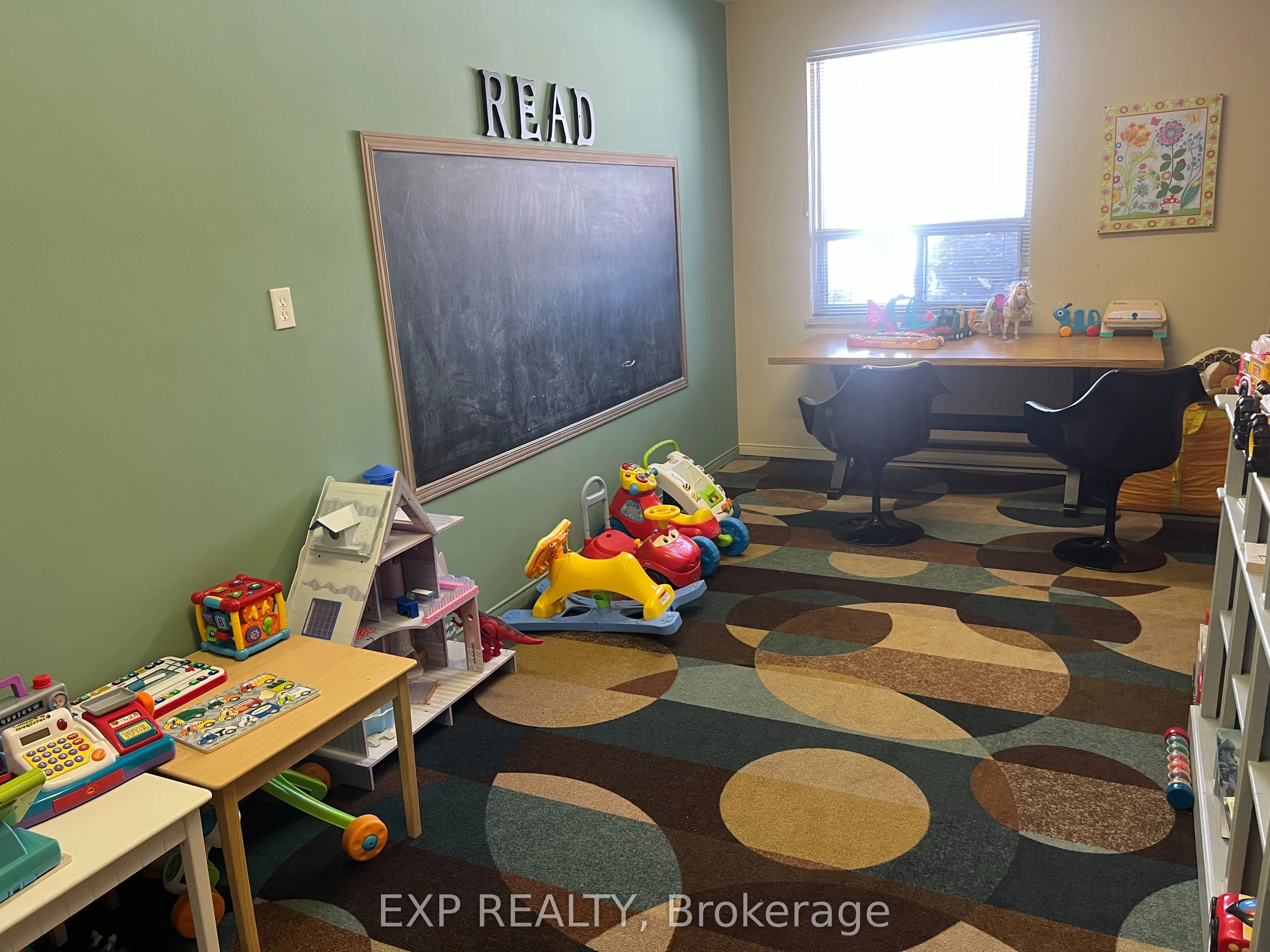 1660 Bloor Street #208