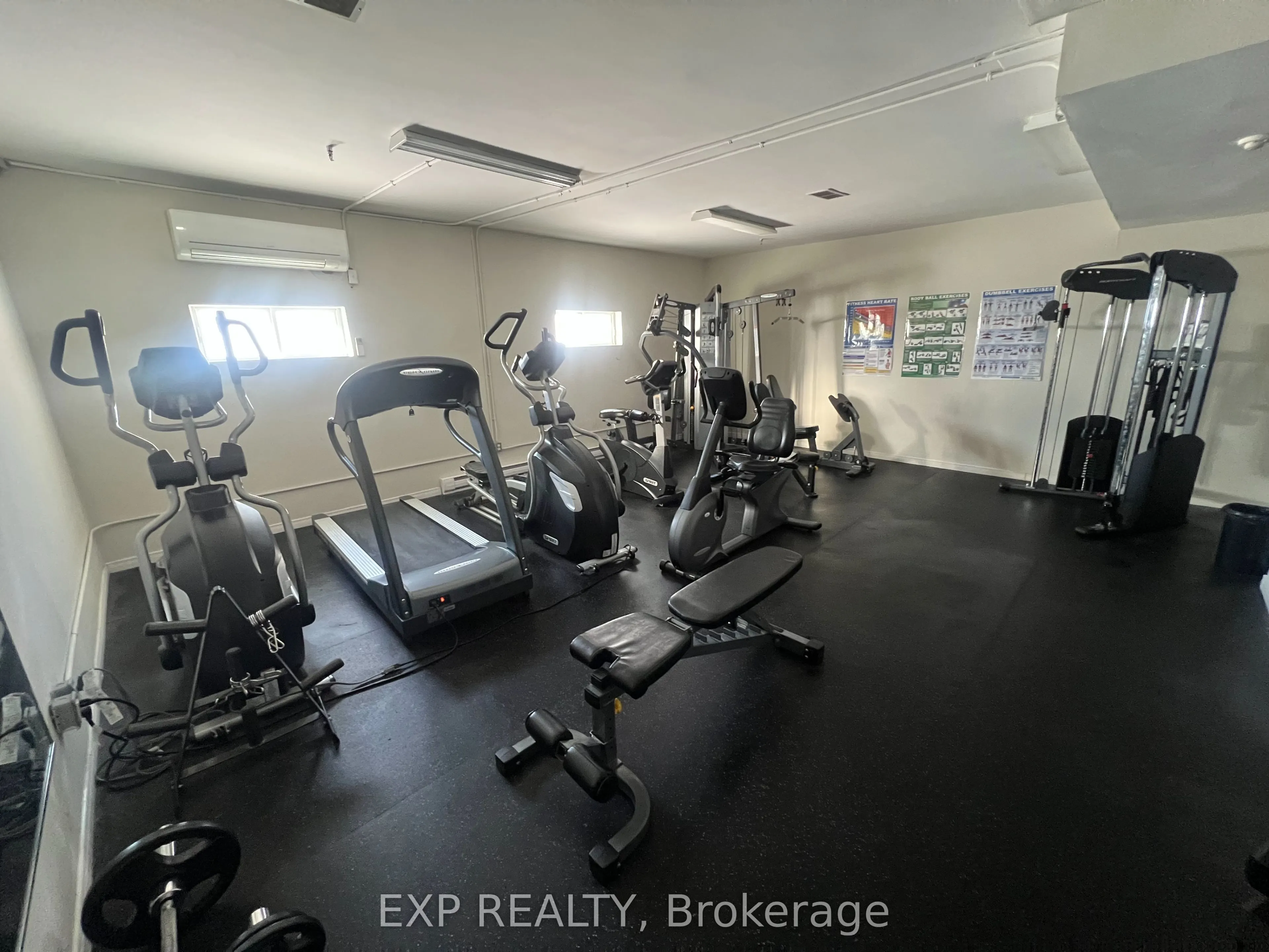 1660 Bloor Street #208