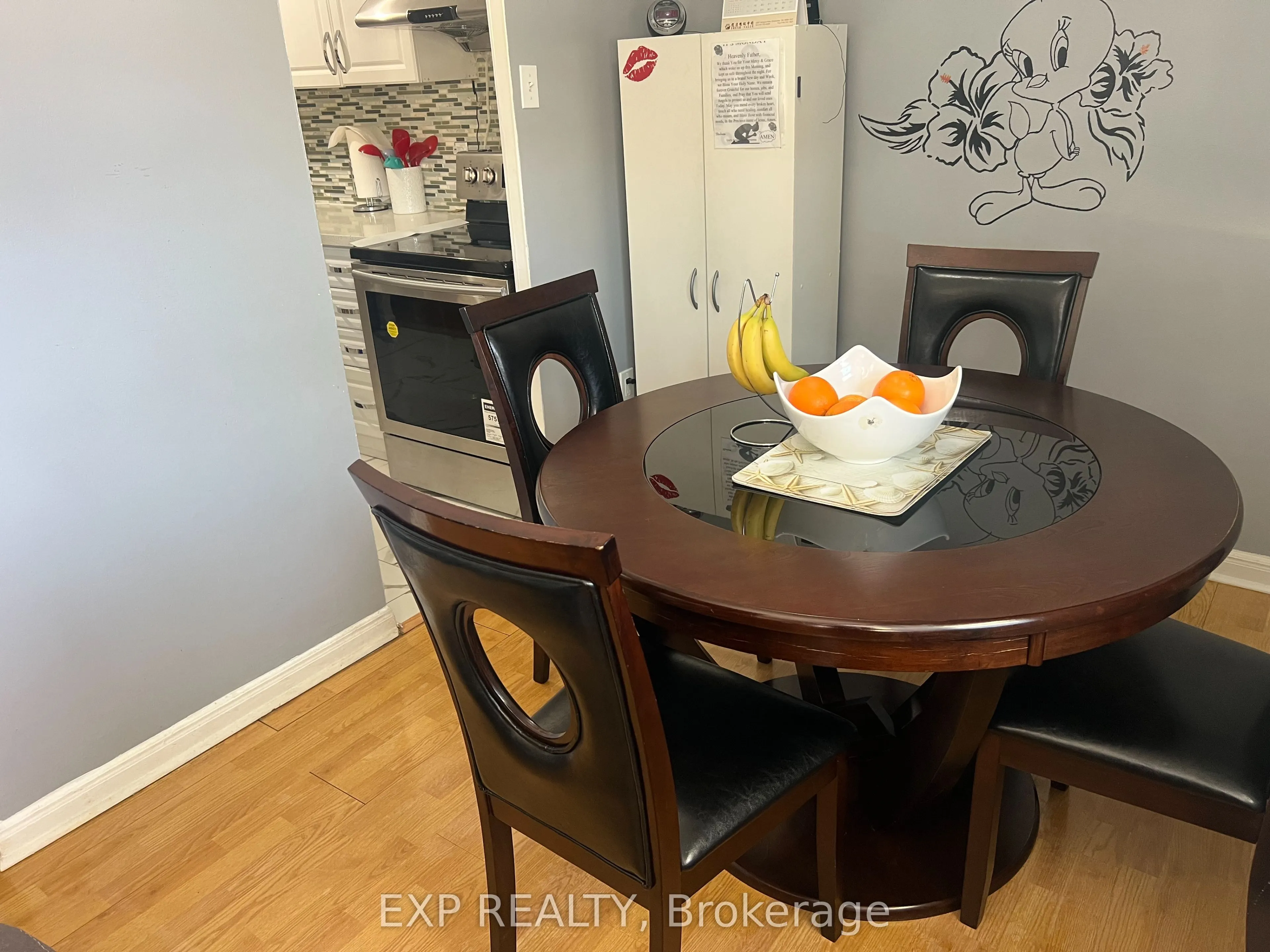 1660 Bloor Street #208