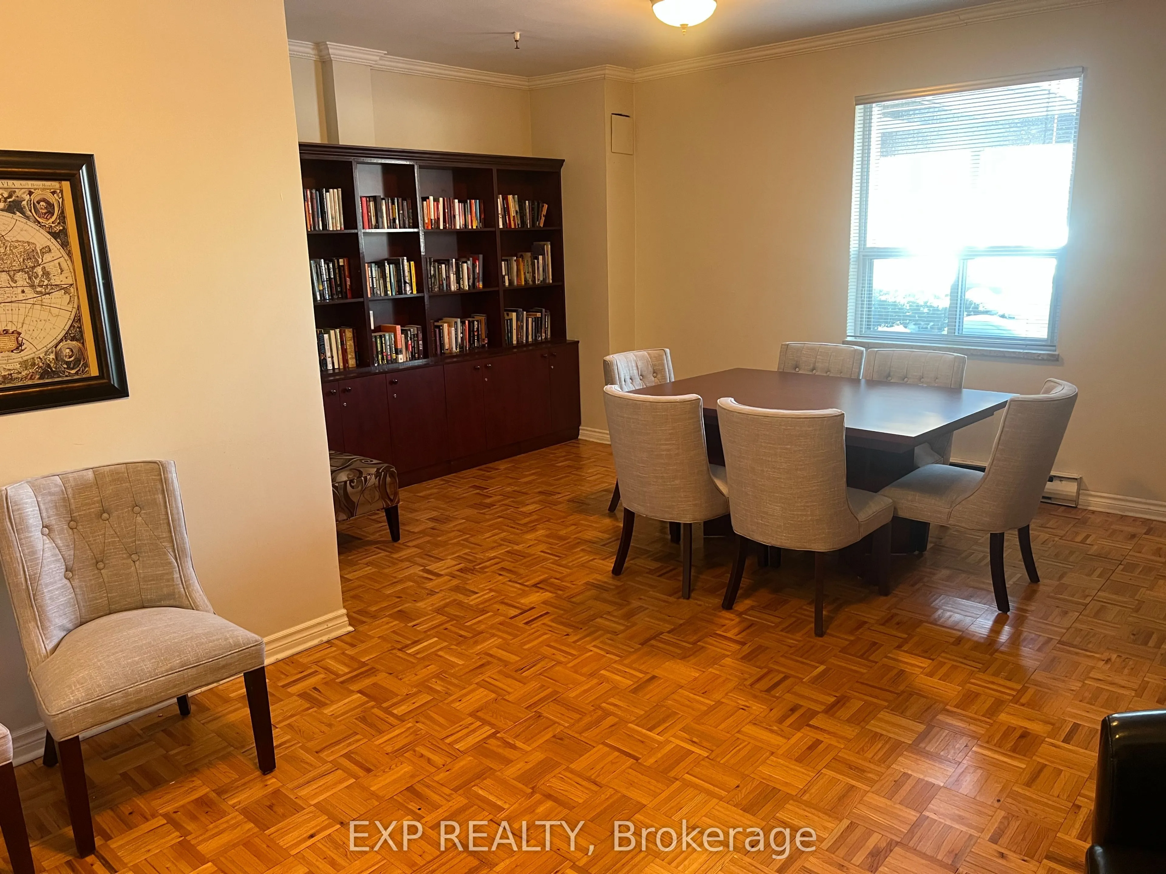 1660 Bloor Street #208
