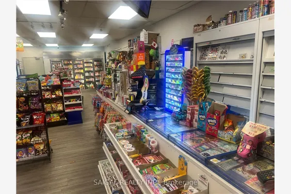 2164 Mountain Grove Avenue