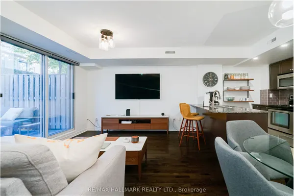 20 Foundry Avenue #113