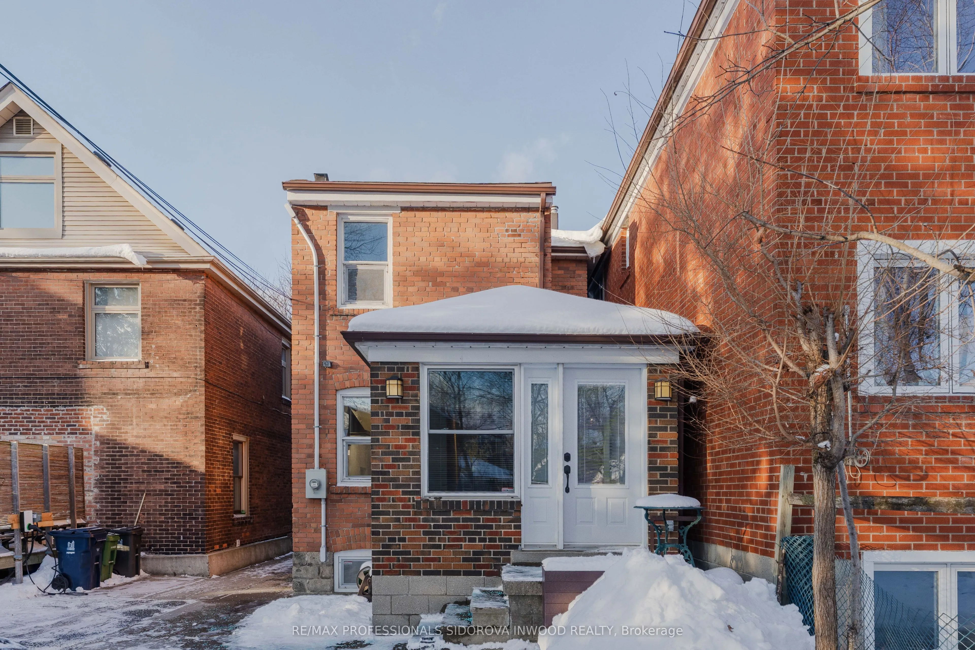 11 Winfield Avenue