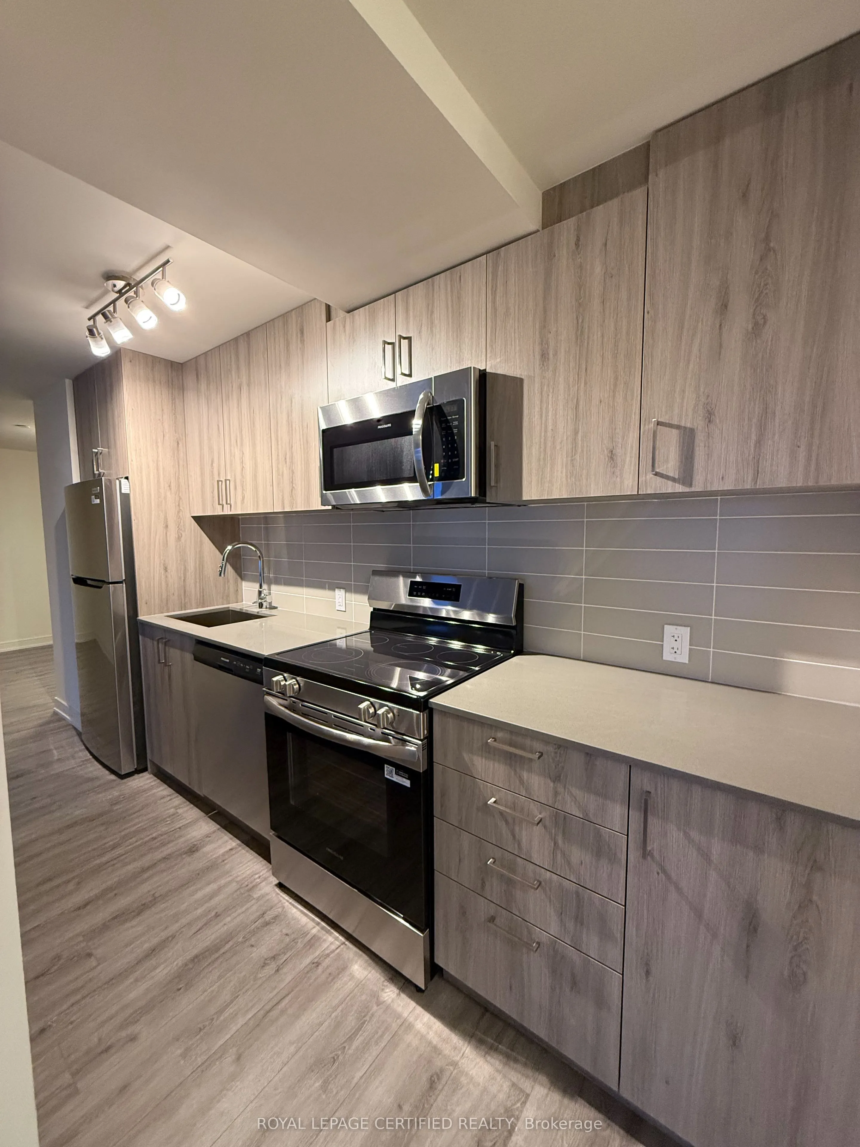 8020 Derry Road #201