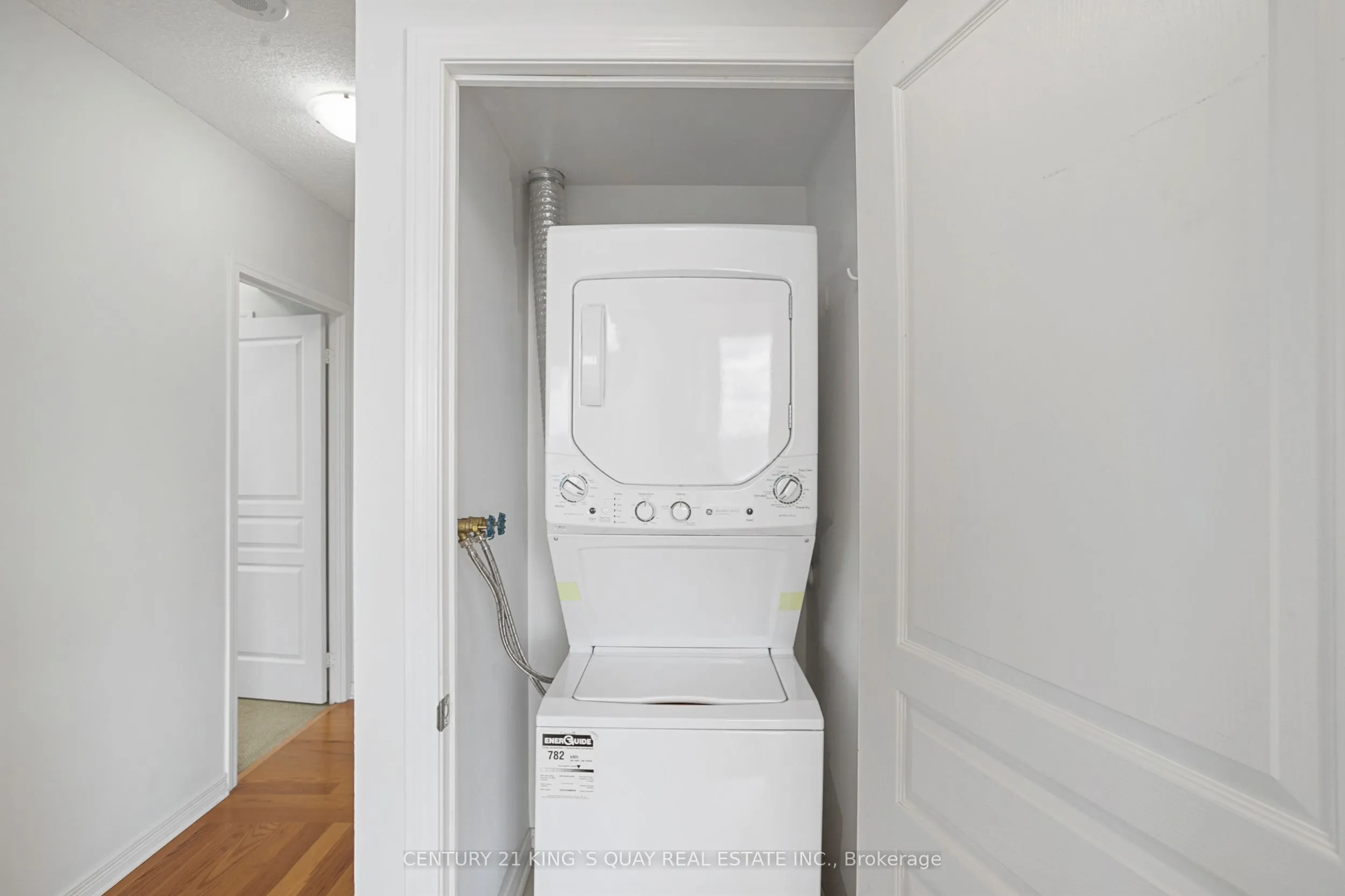2240 Lake Shore Boulevard W #2904