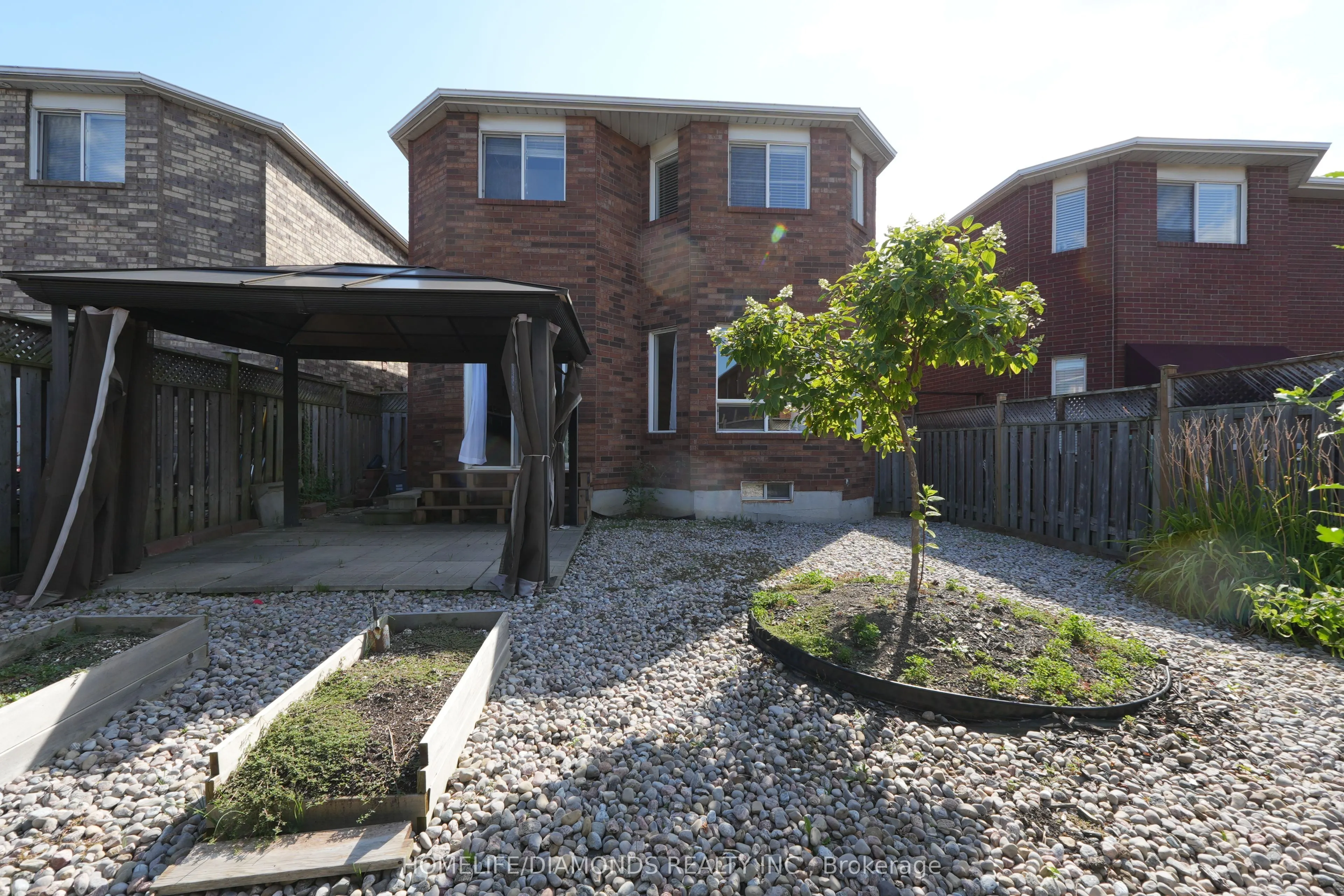 5267 BROOKWOOD Court