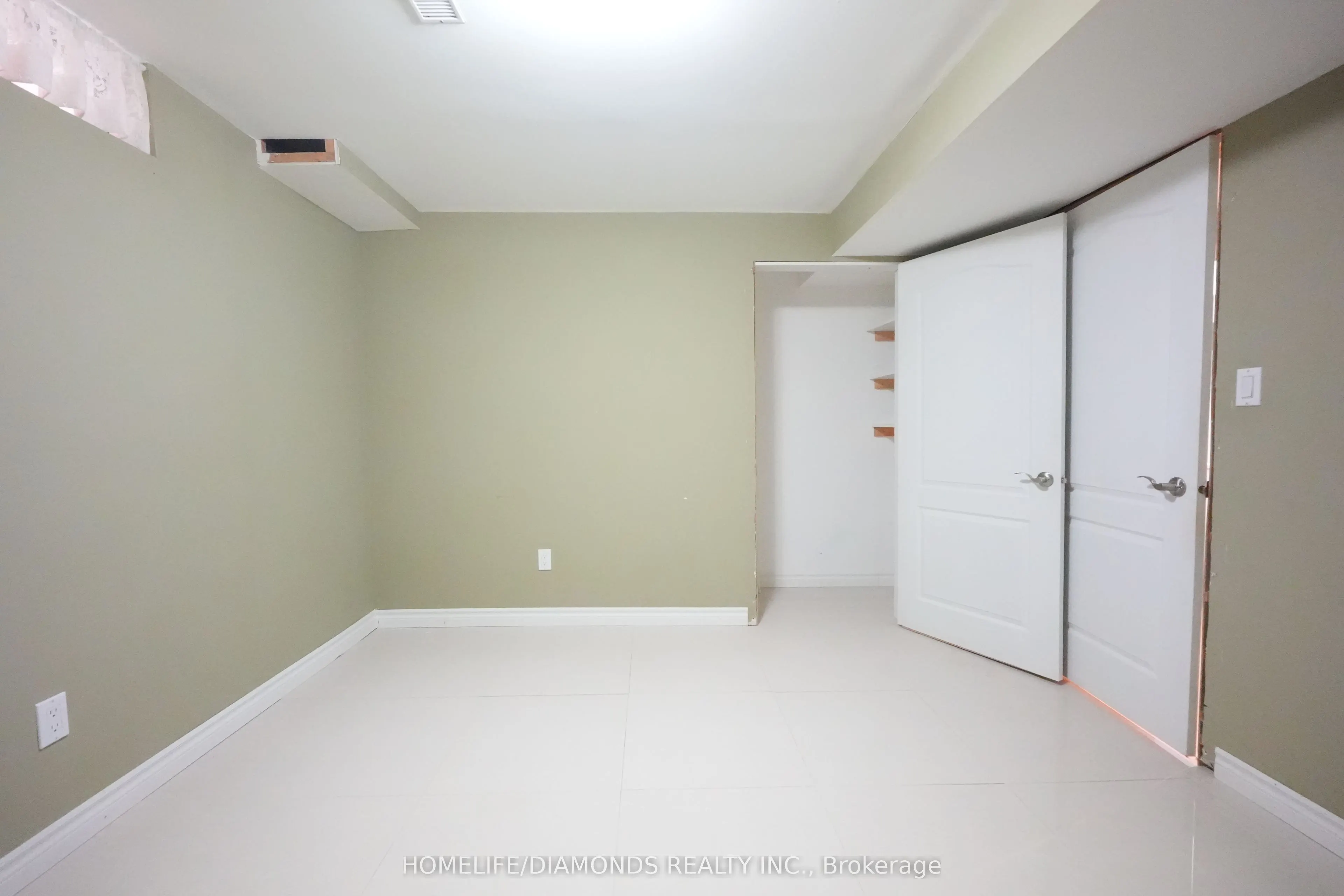 5267 BROOKWOOD Court