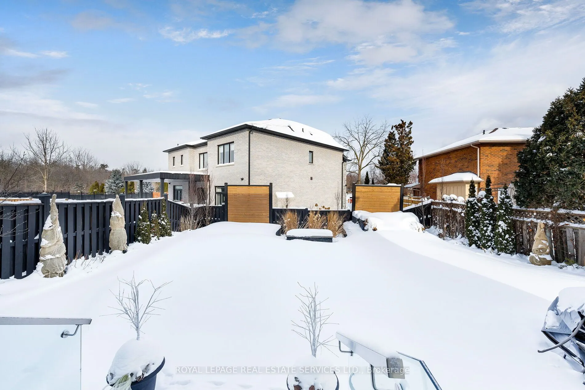 175 Burloak Drive W