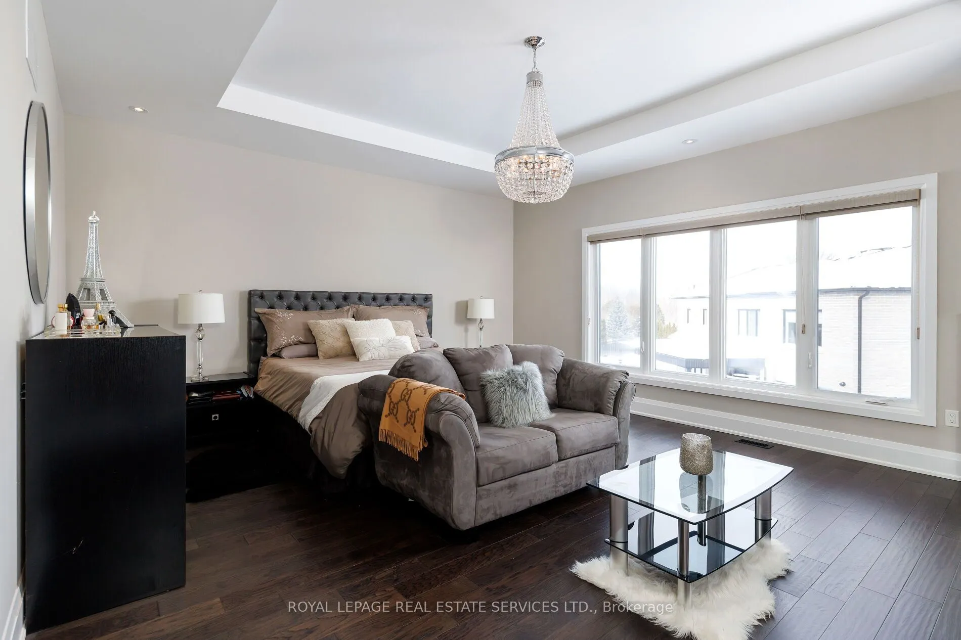175 Burloak Drive W