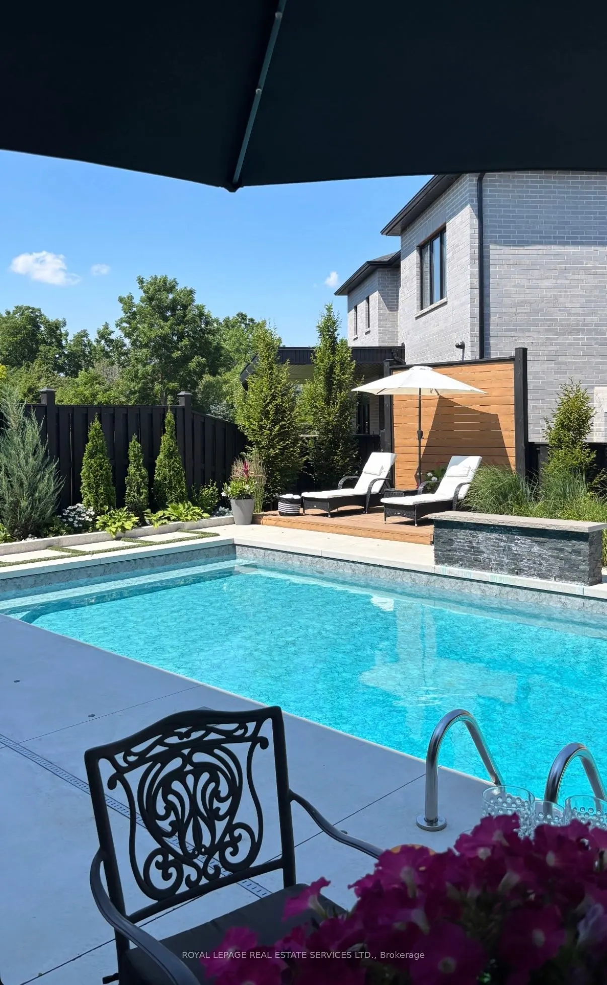 175 Burloak Drive W