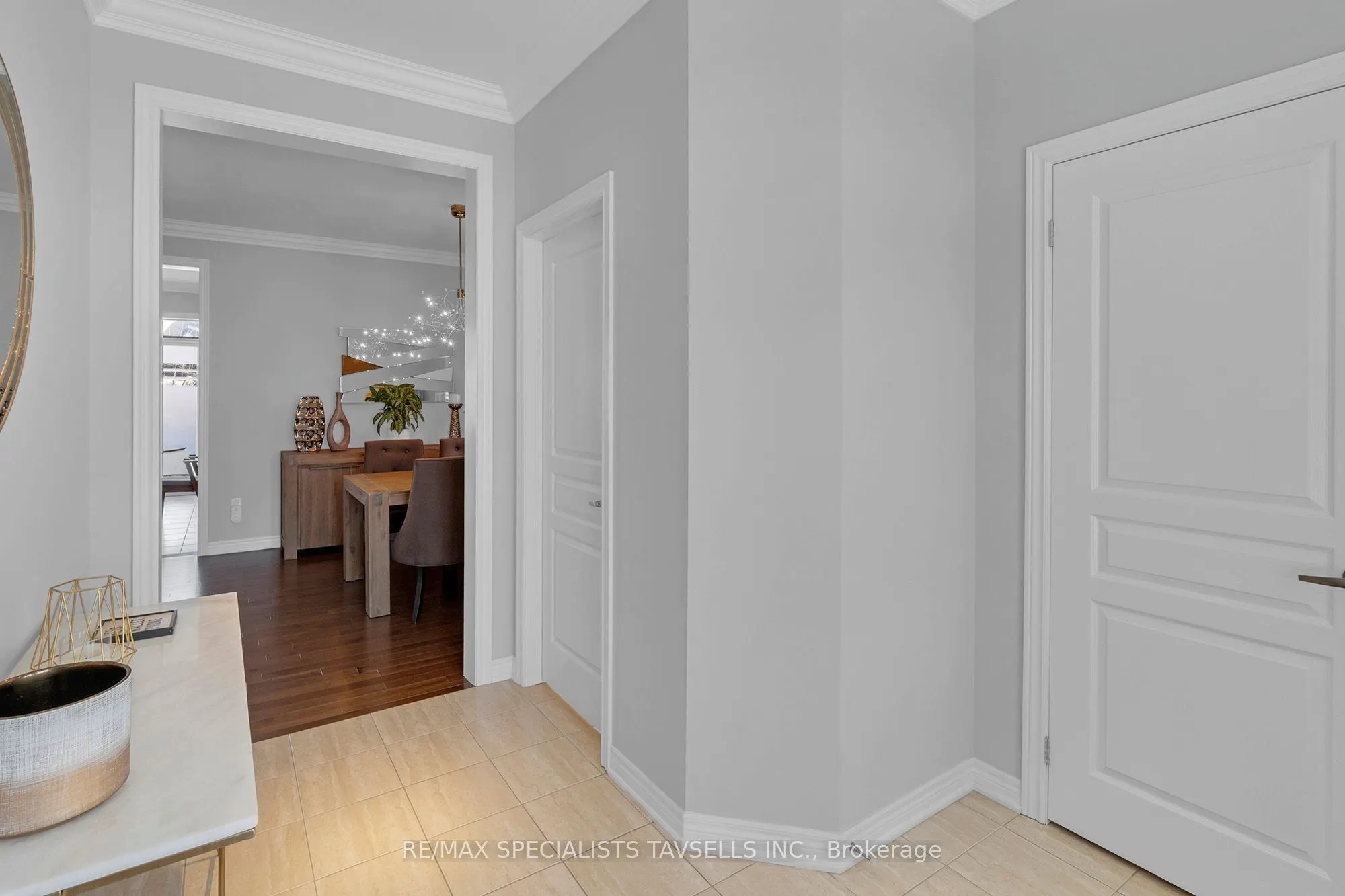 7 Snellview Boulevard
