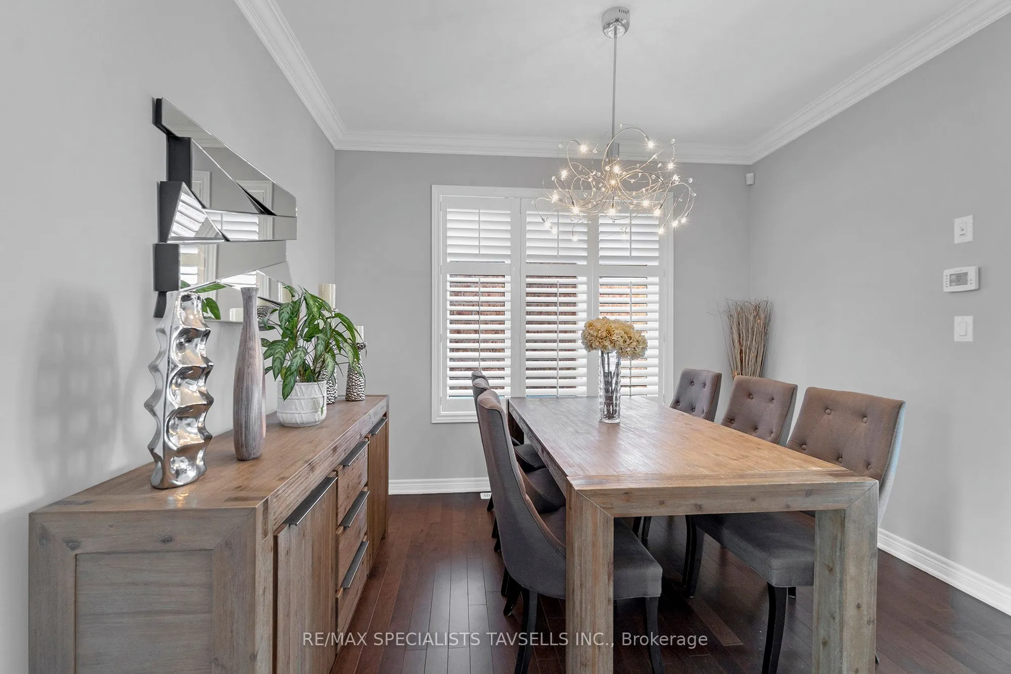 7 Snellview Boulevard
