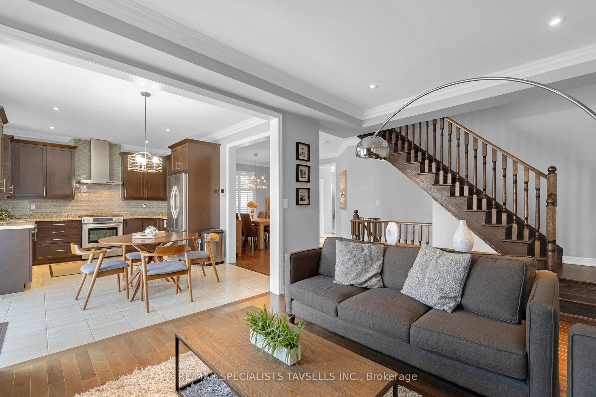 7 Snellview Boulevard