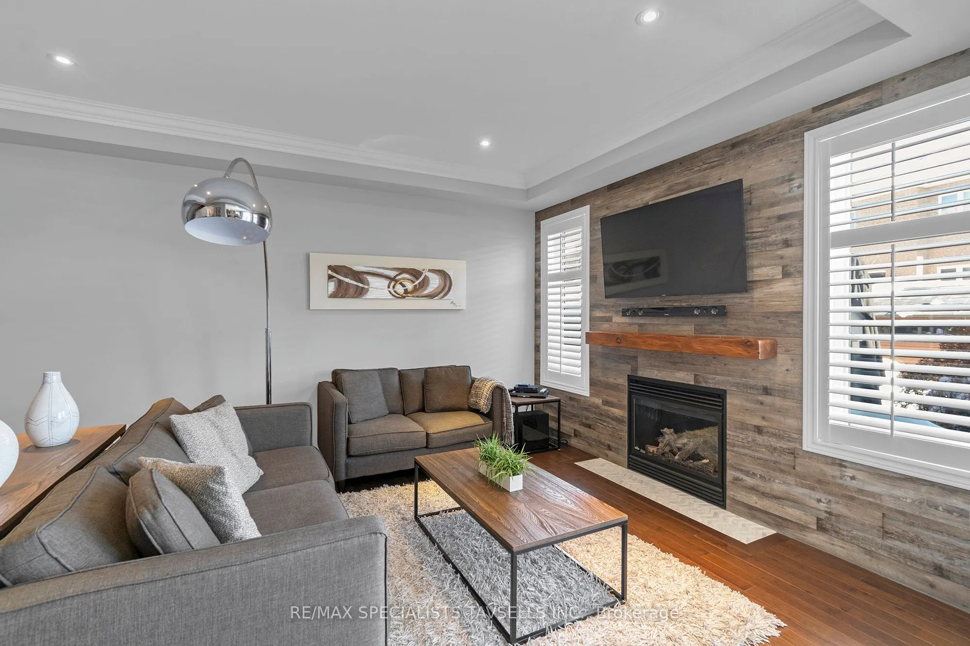 7 Snellview Boulevard