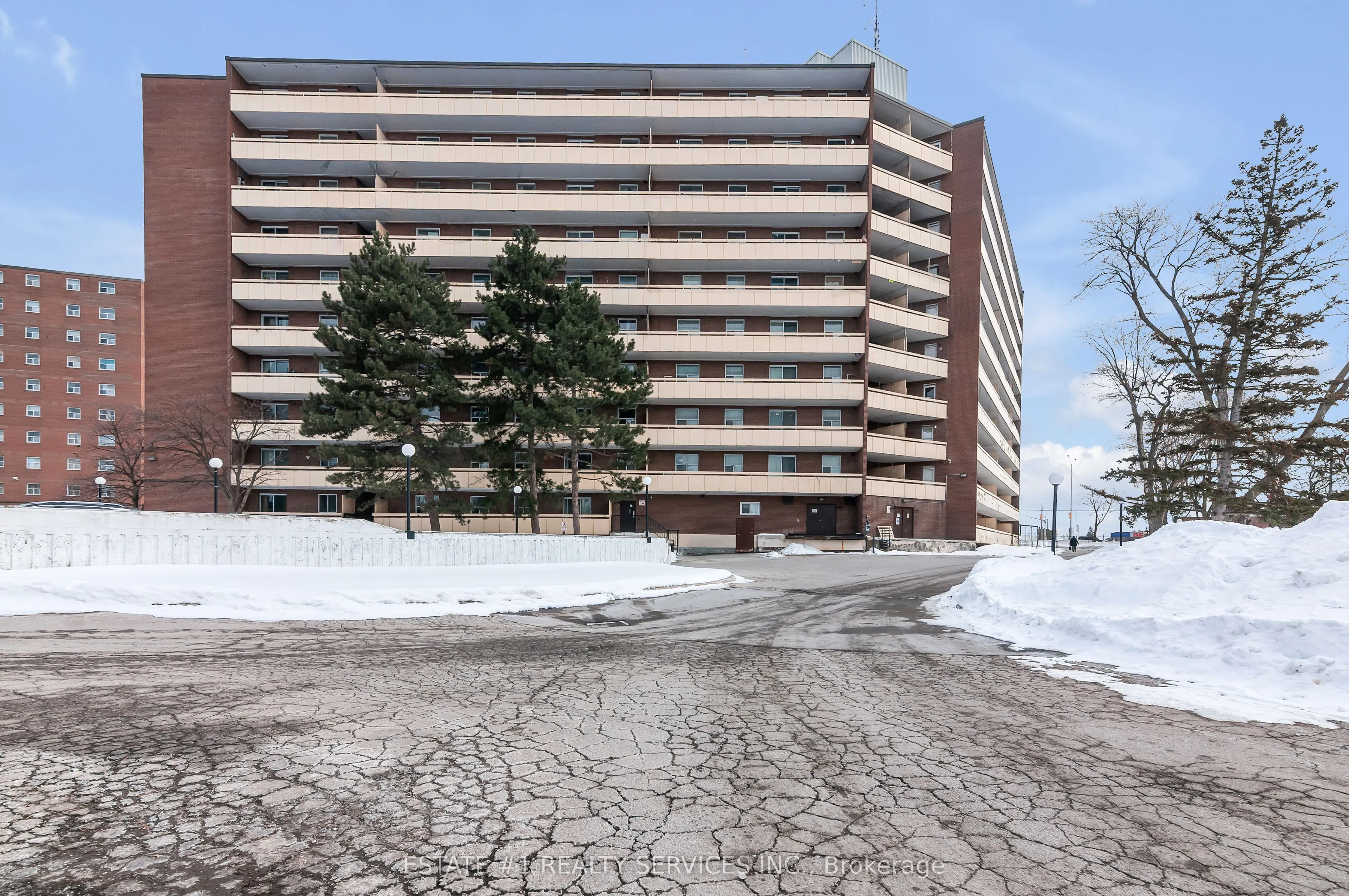 3555 Derry Road E #402