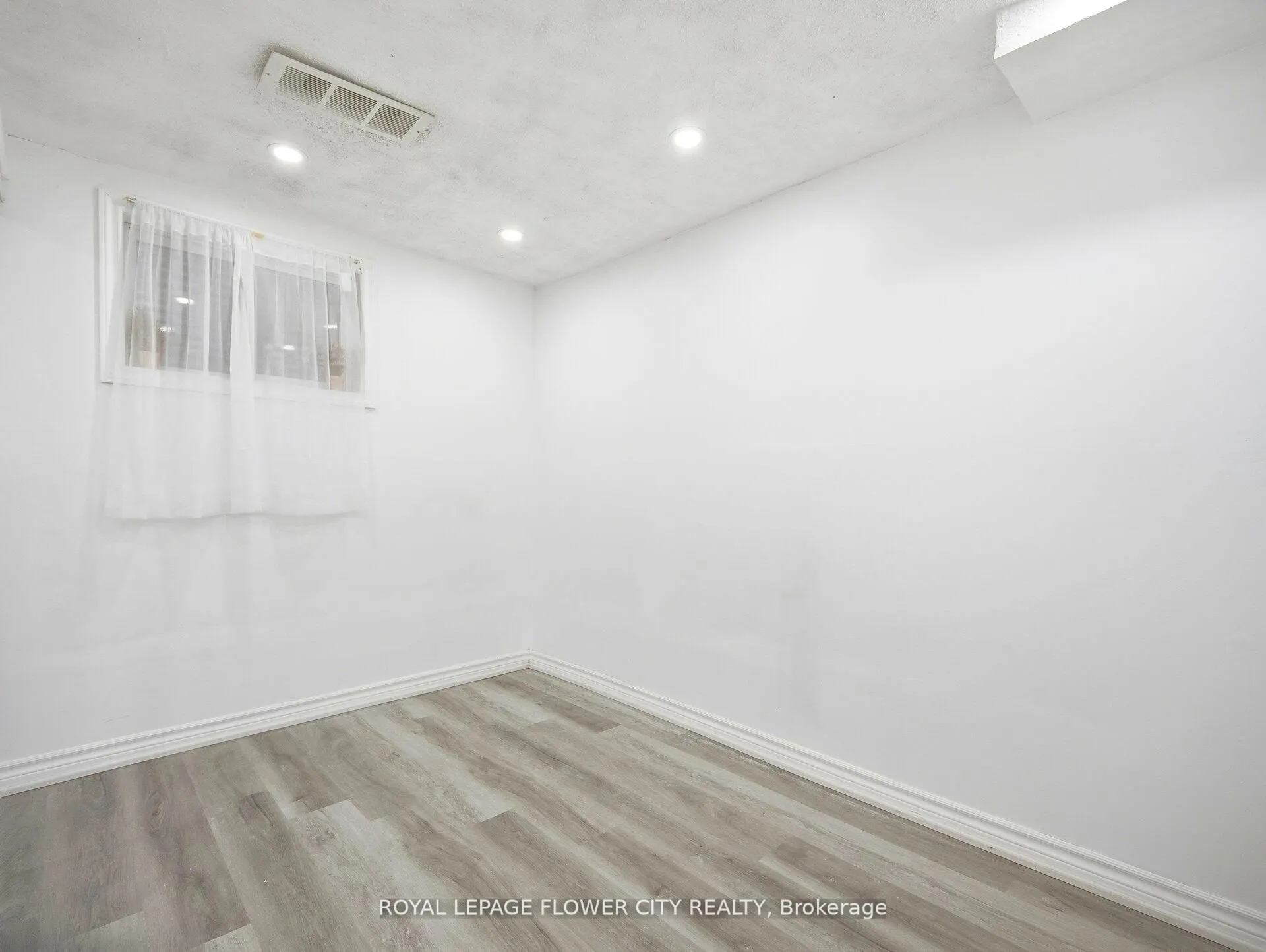 25 Abell Drive