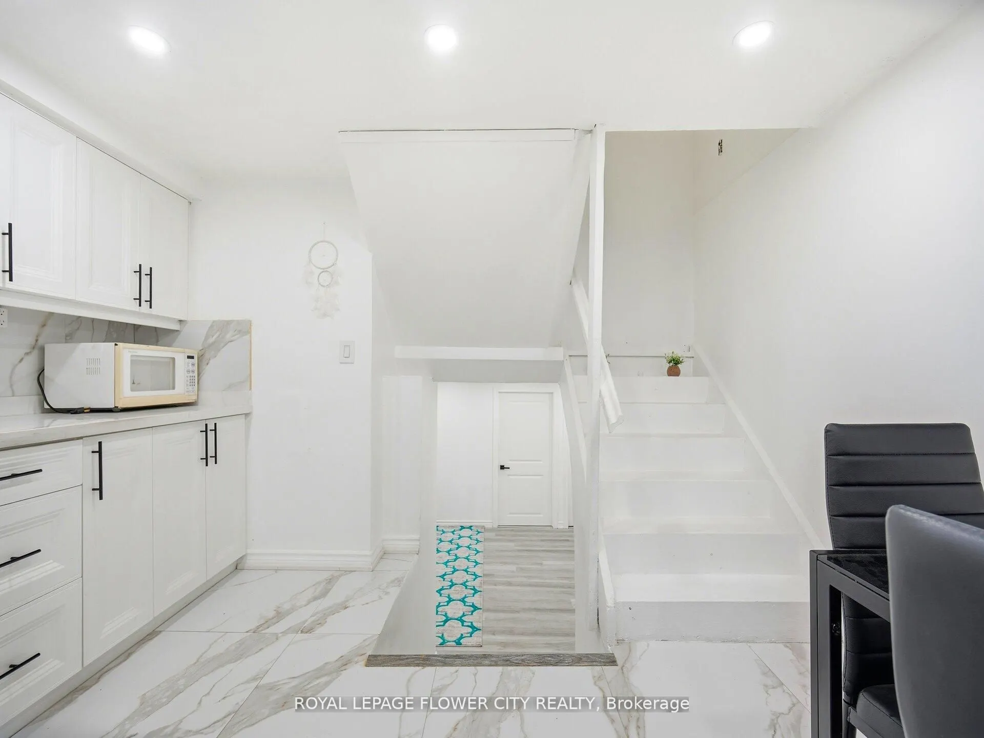 25 Abell Drive