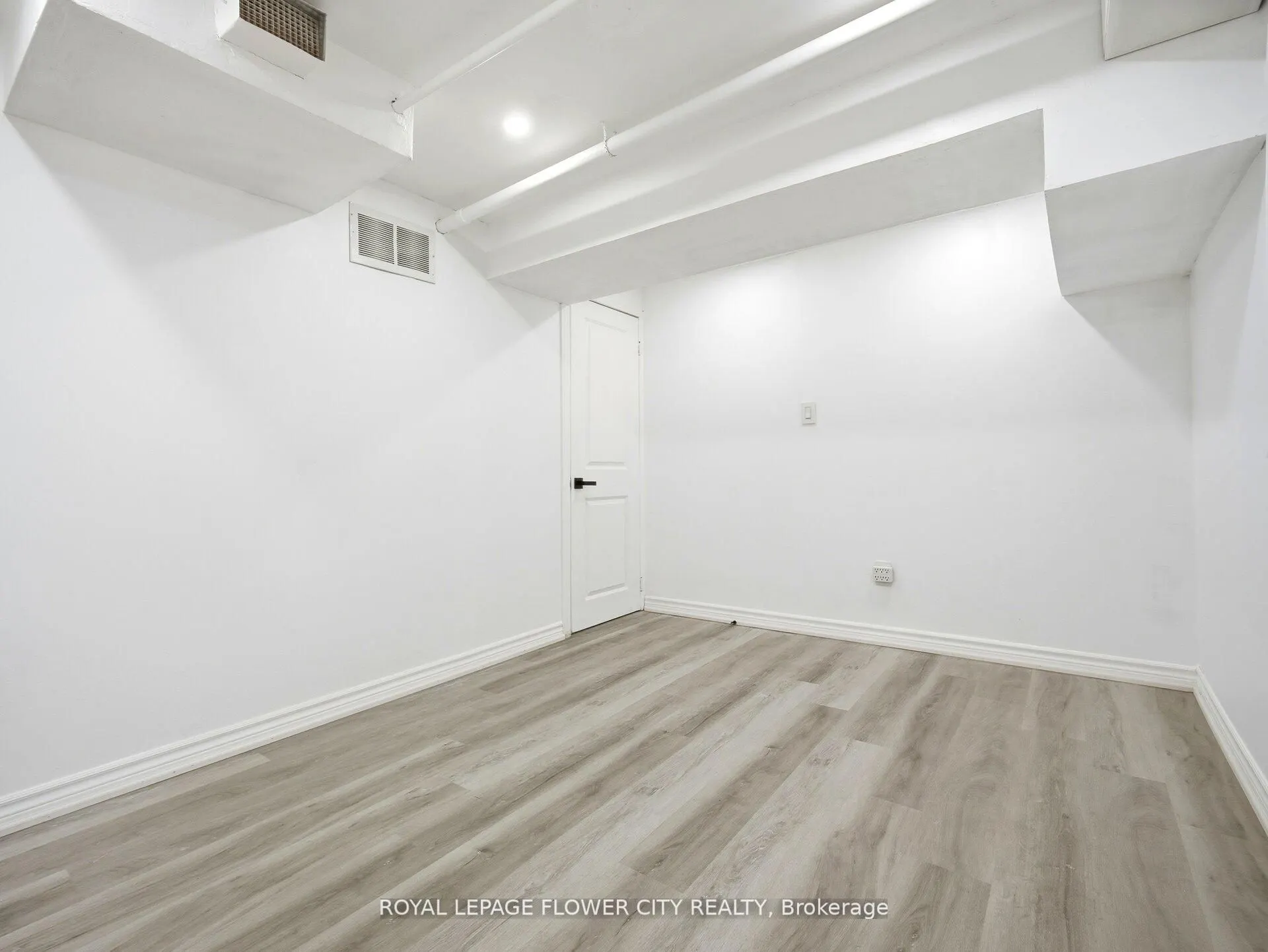 25 Abell Drive
