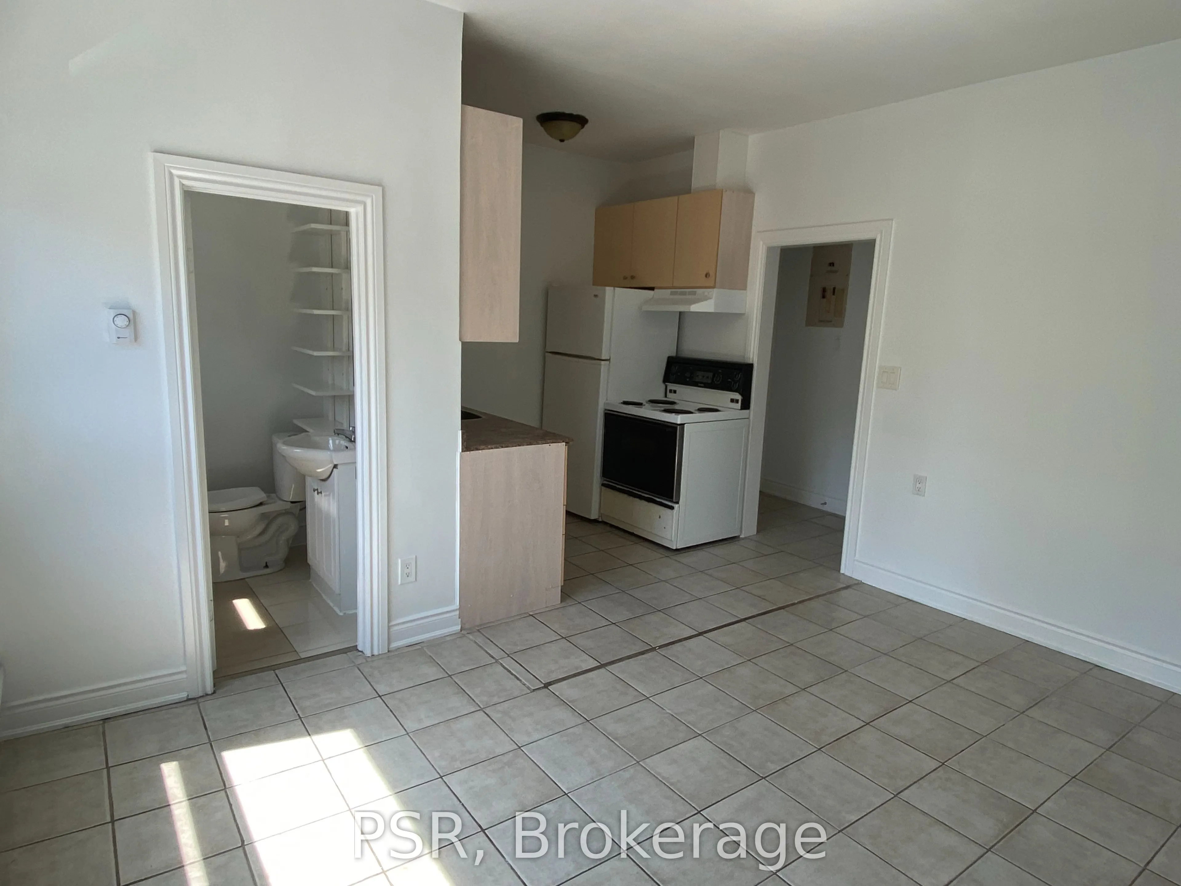 3110 Lake Shore Boulevard W #2