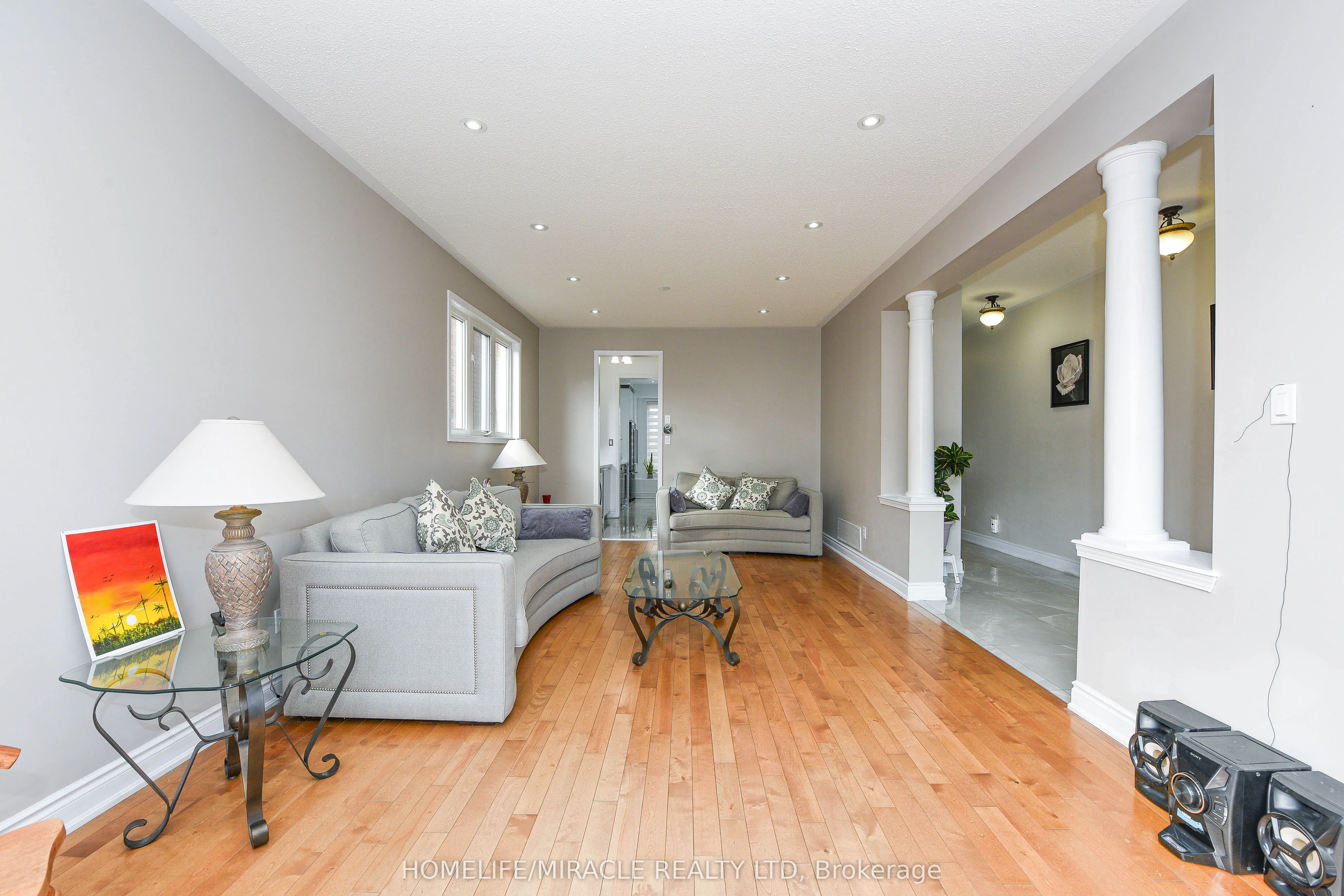 6 Mendoza Drive