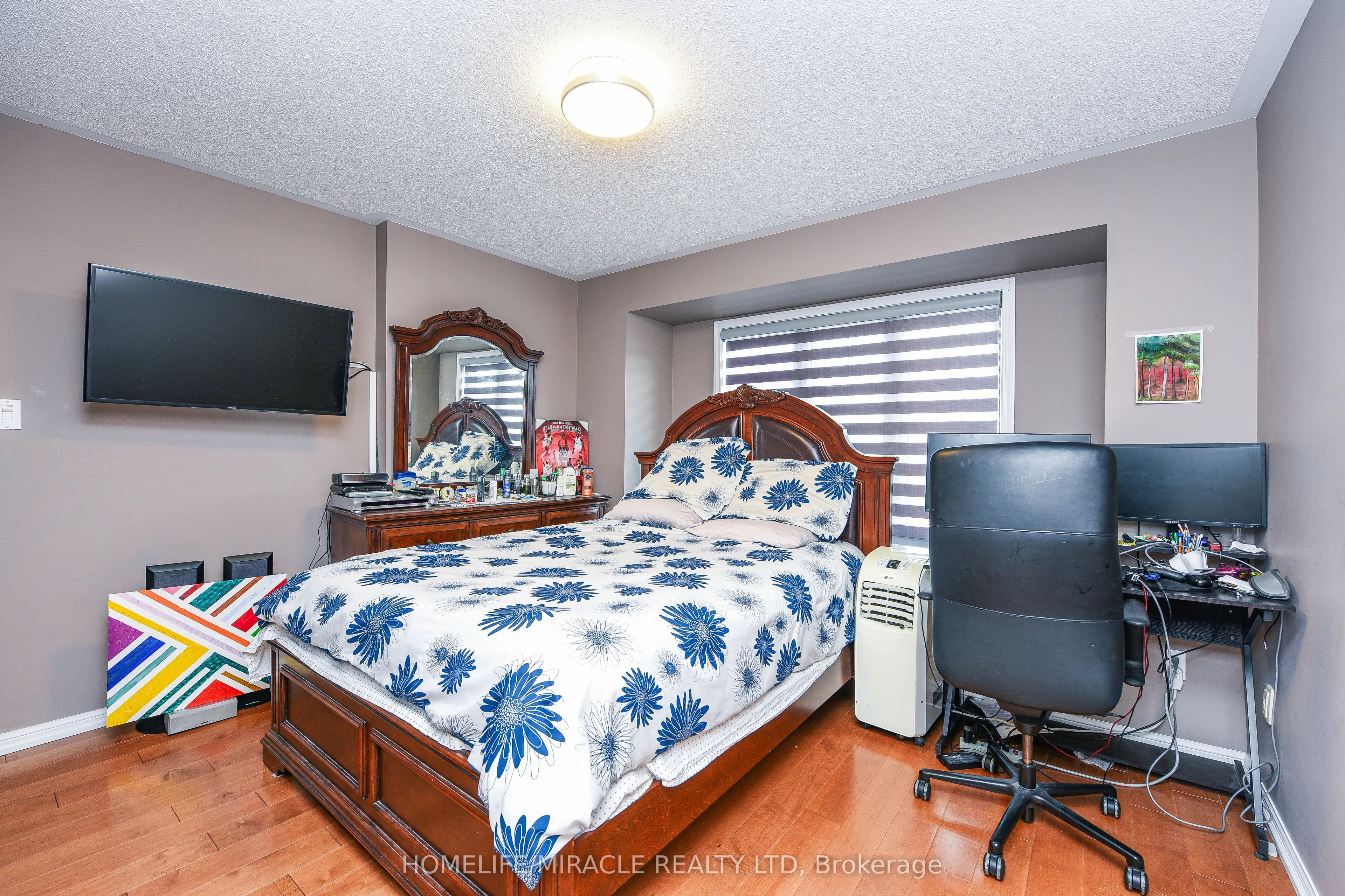 6 Mendoza Drive
