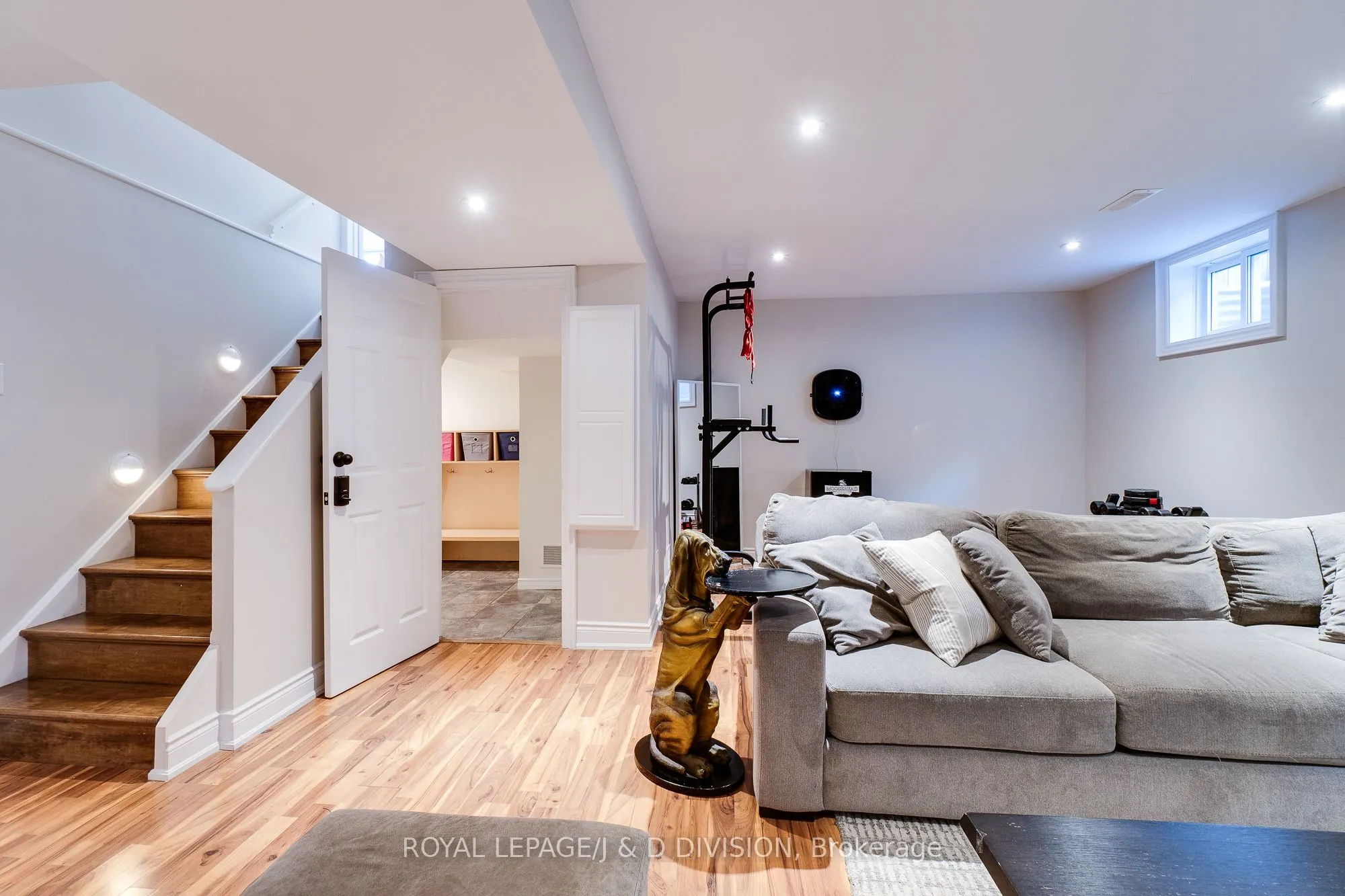 365 Lynn Place