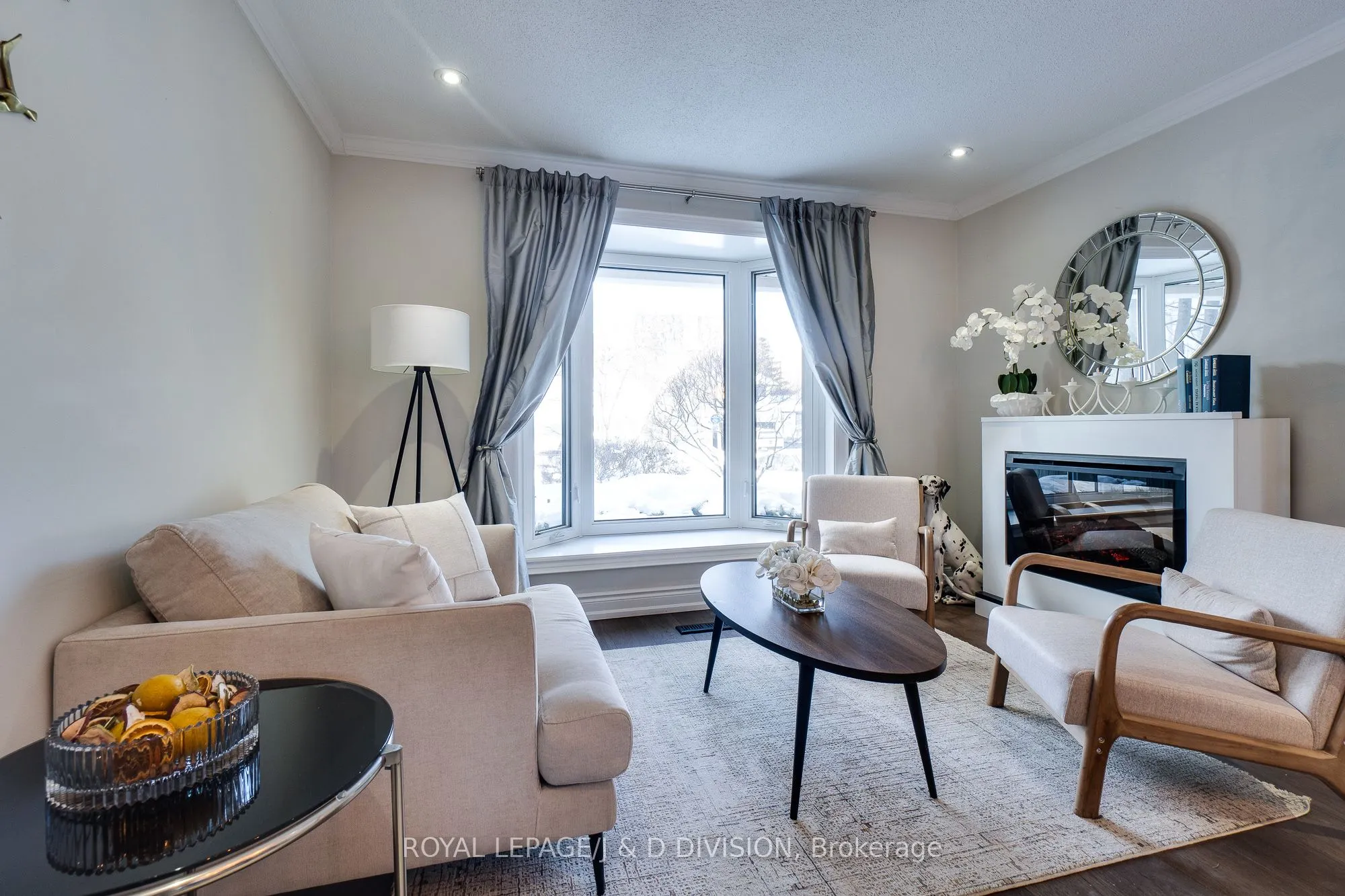 365 Lynn Place