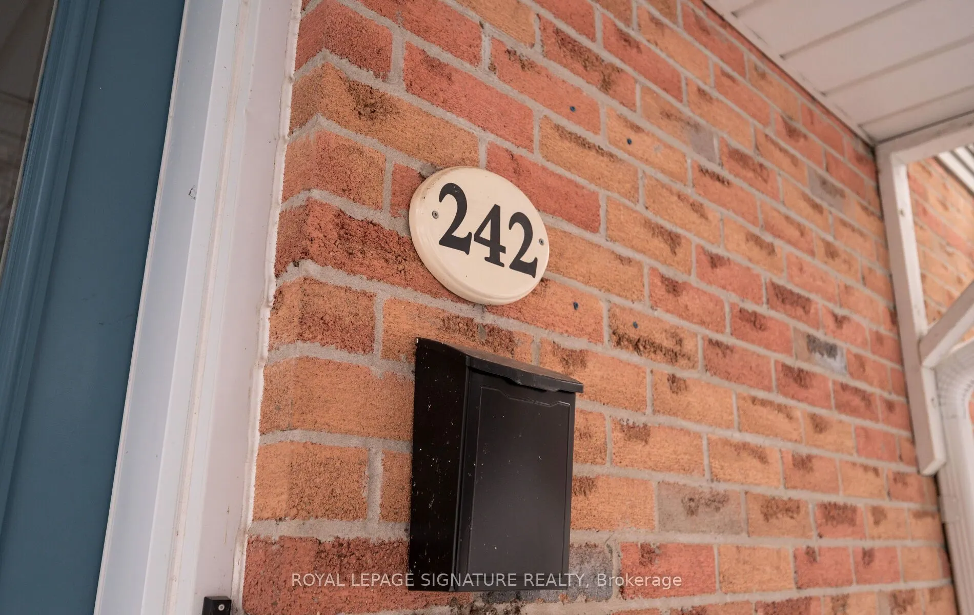 2110 Cleaver Avenue #242