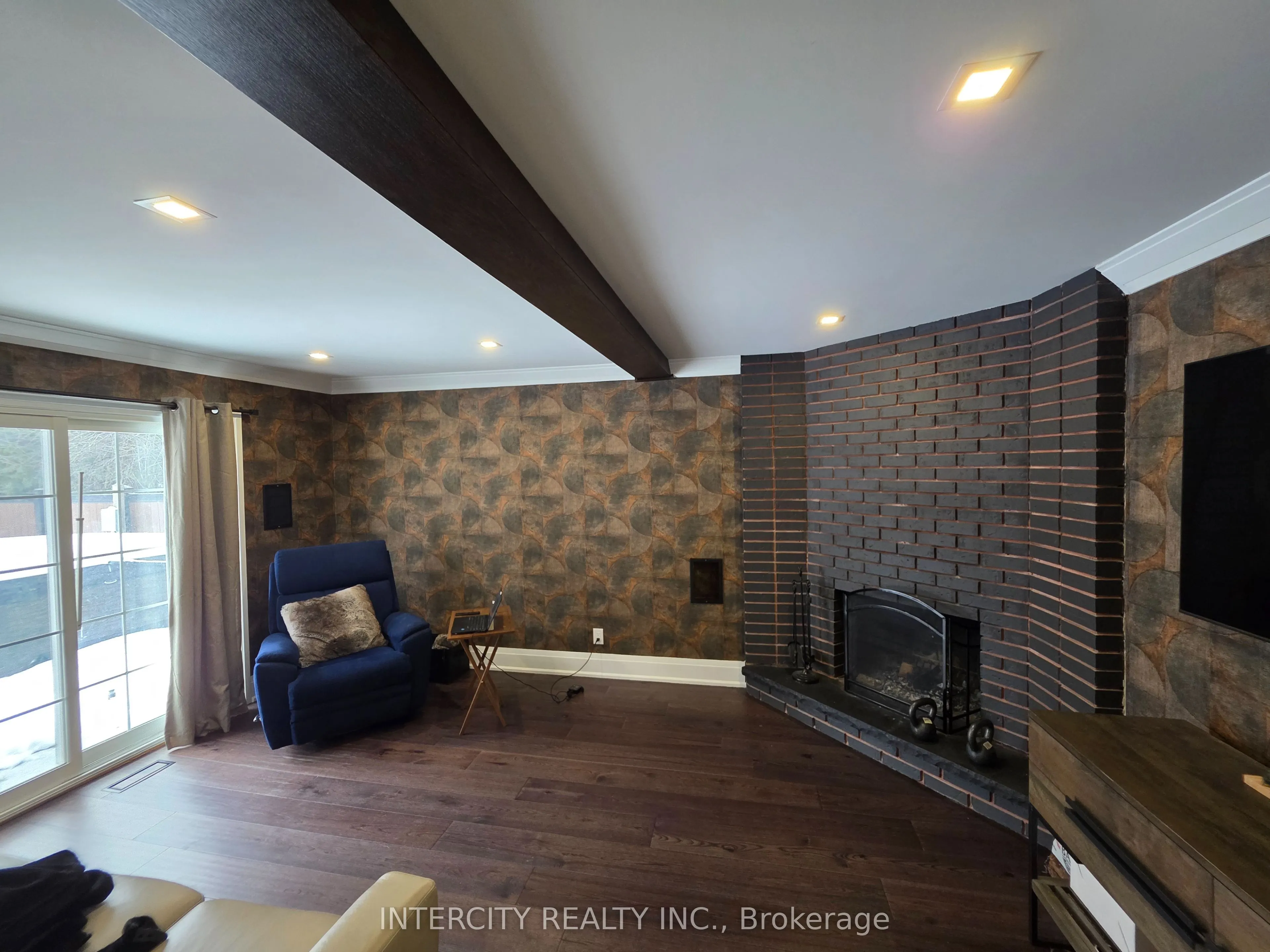 172 Bell Air Drive