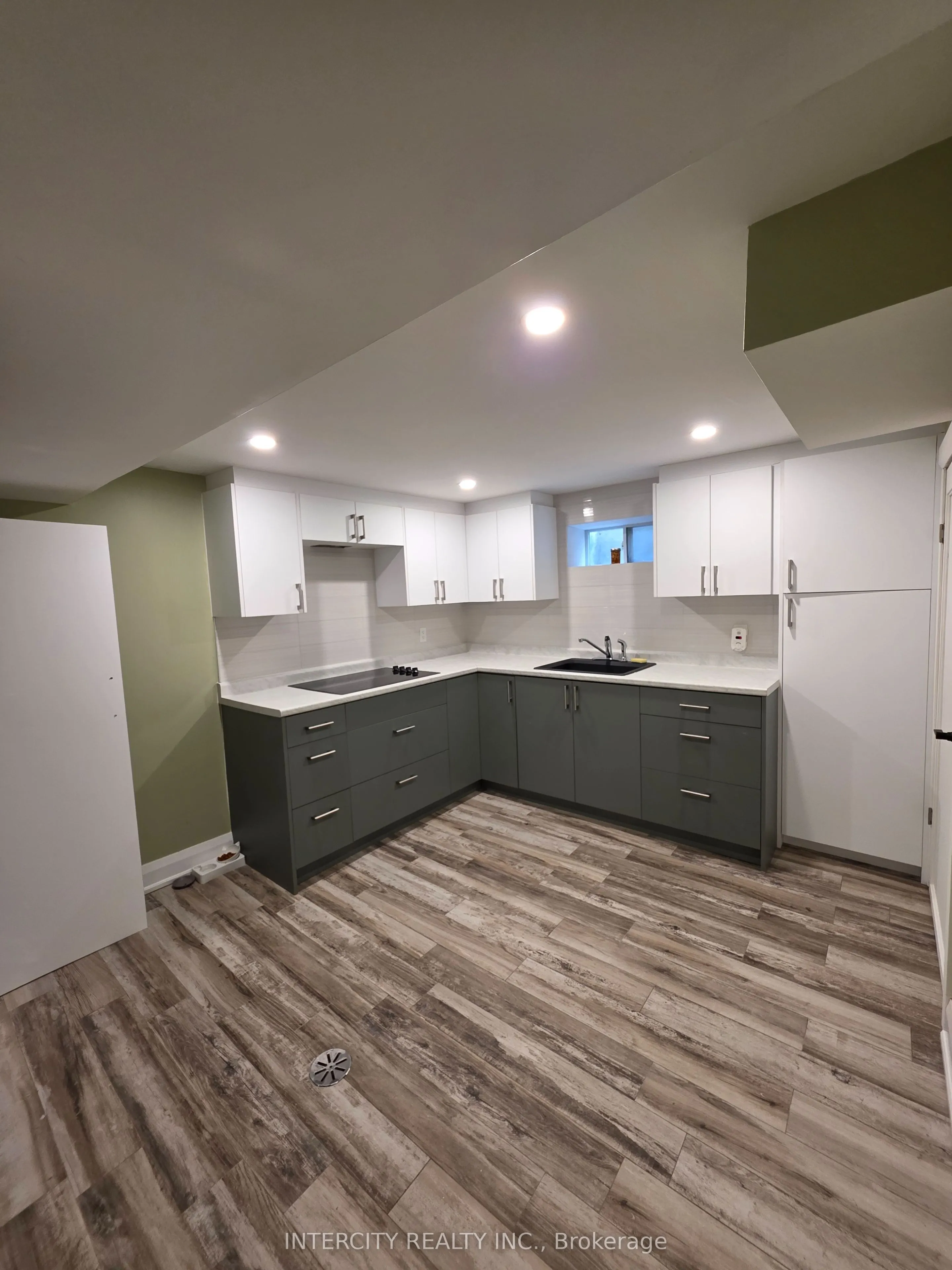 172 Bell Air Drive