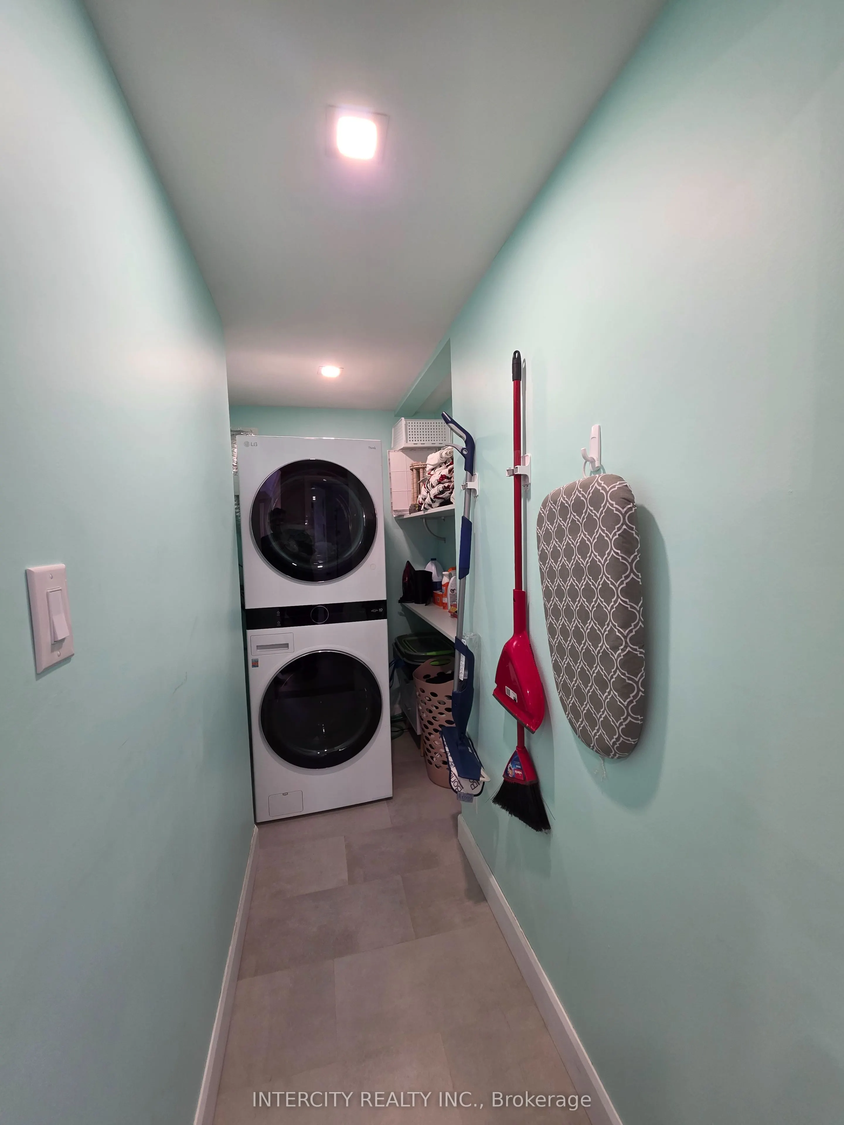 172 Bell Air Drive