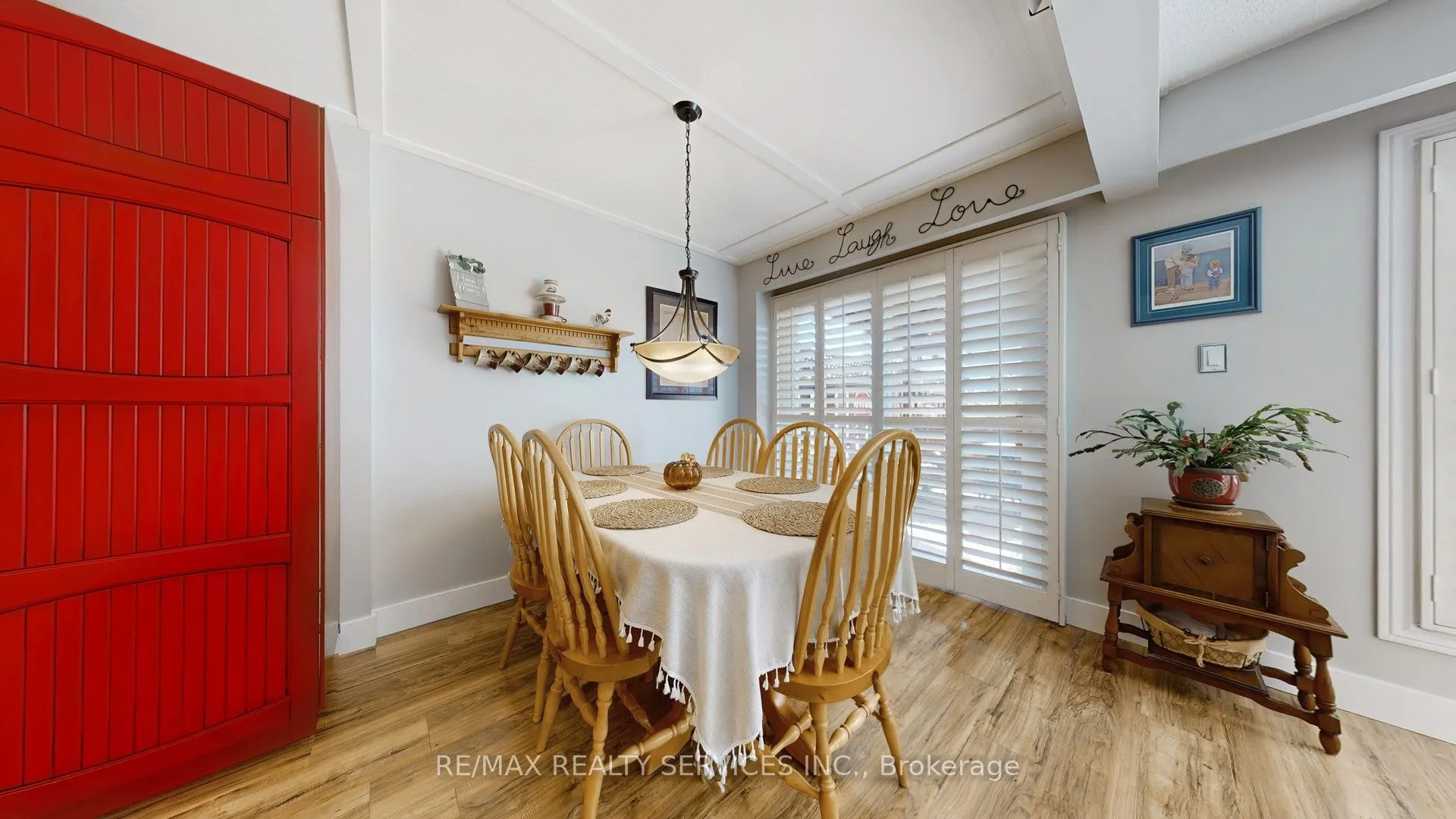 72 Carisbrooke Court #72